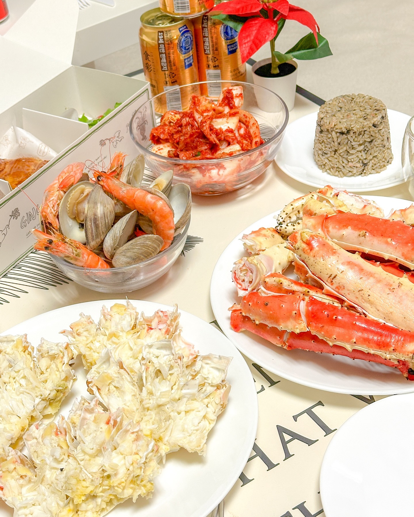 🦀
2킹크랩 4집게발

#생일자 #특권 
#전생에 #작은물고기 
#킹크랩 #미안해사랑해고마워