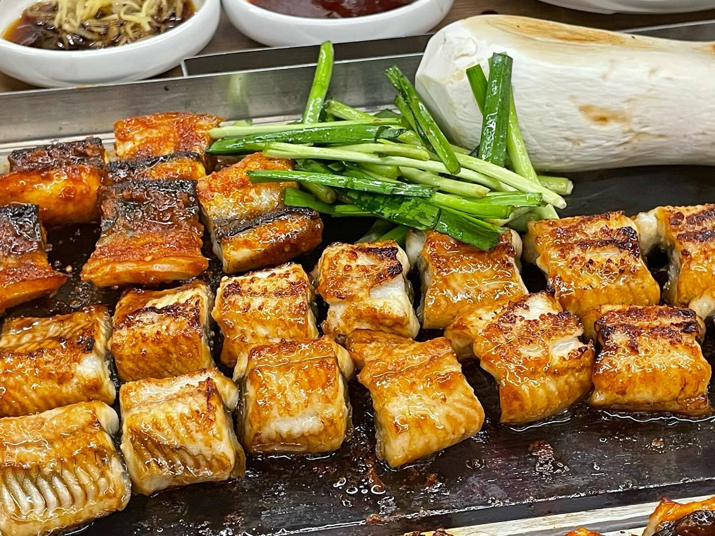 몸보신 제대로한 대구장어맛집 보신각
장어 부드럽고 통통하니 넘 맛있네요
다음에는 할머니와 함께💓