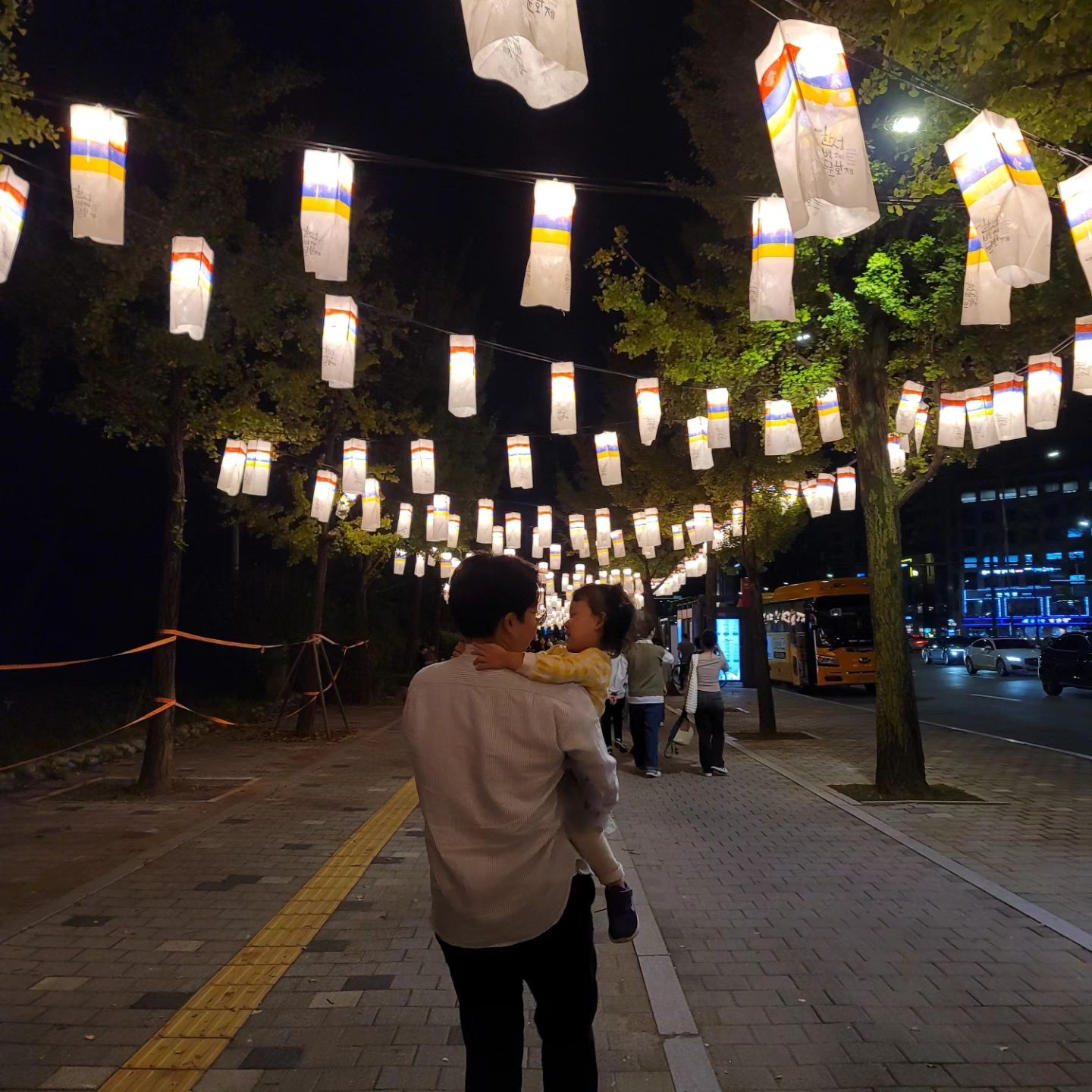딸이랑 올림픽공원 산책
#우리딸 #데이트 #한성백제문화제 #올림픽공원