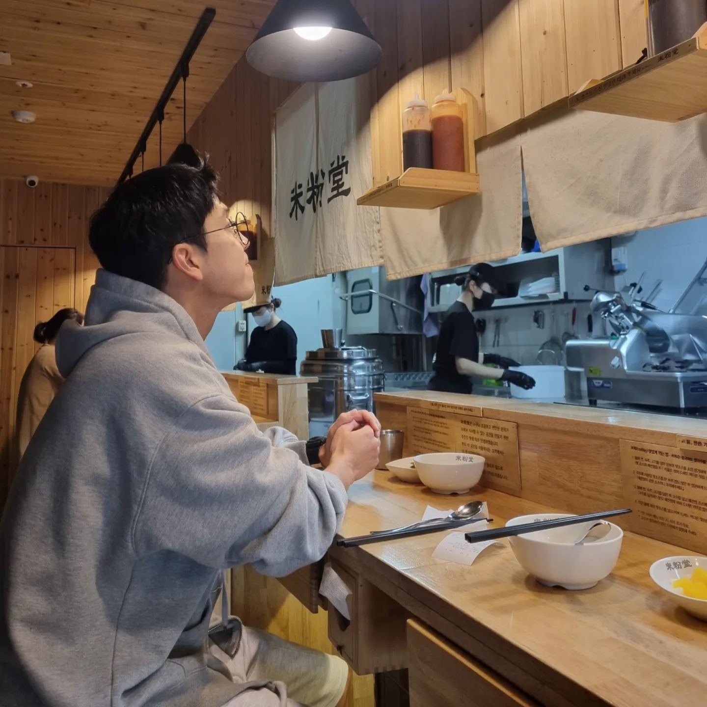 쌀국수주세요
미분당맛최고!
.
.
.
#쌀국수#미분당#남친짤#남편짤#점심메뉴
#점심#인천맛집#인친#소통#좋아요반사#좋아요테러#운동하는남자#트레이너남편#헬스타그램#주말데이트#부부스타그램#댕댕이#건강#뷰티#팔로우#셀카#셀스타그램