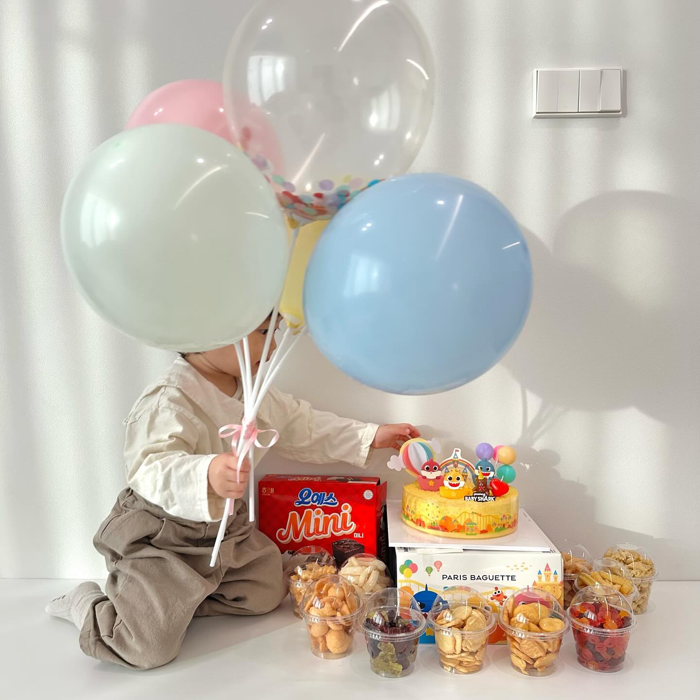 🎈 우리애기 생일은 내일이지만 
오늘 얼집에서 기분좋은하루 보내쟈 💖
.
.
#생일파티 #생일전야제