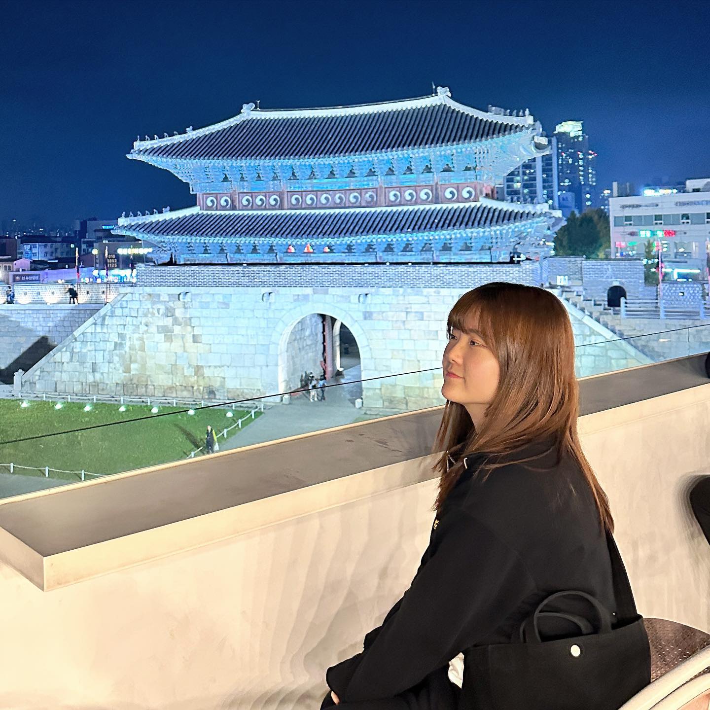 장안문 뷰 
#행궁동카페 #장안문 #헤올커피로스터즈