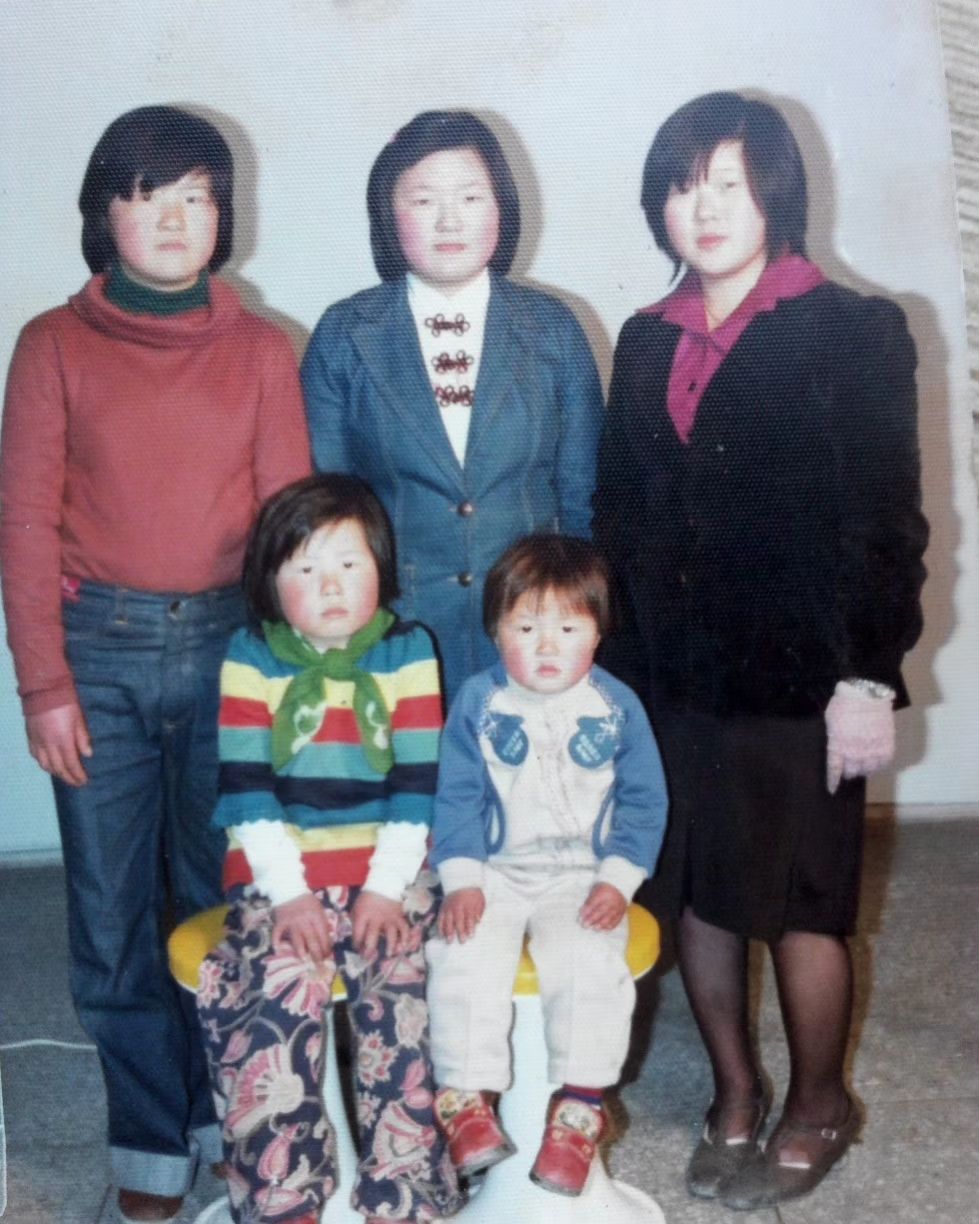 그리운 과거로 돌아갈 순 없지만
이렇게나마 울 부모님의 마음이 소중한 기억으로 가득했으면.