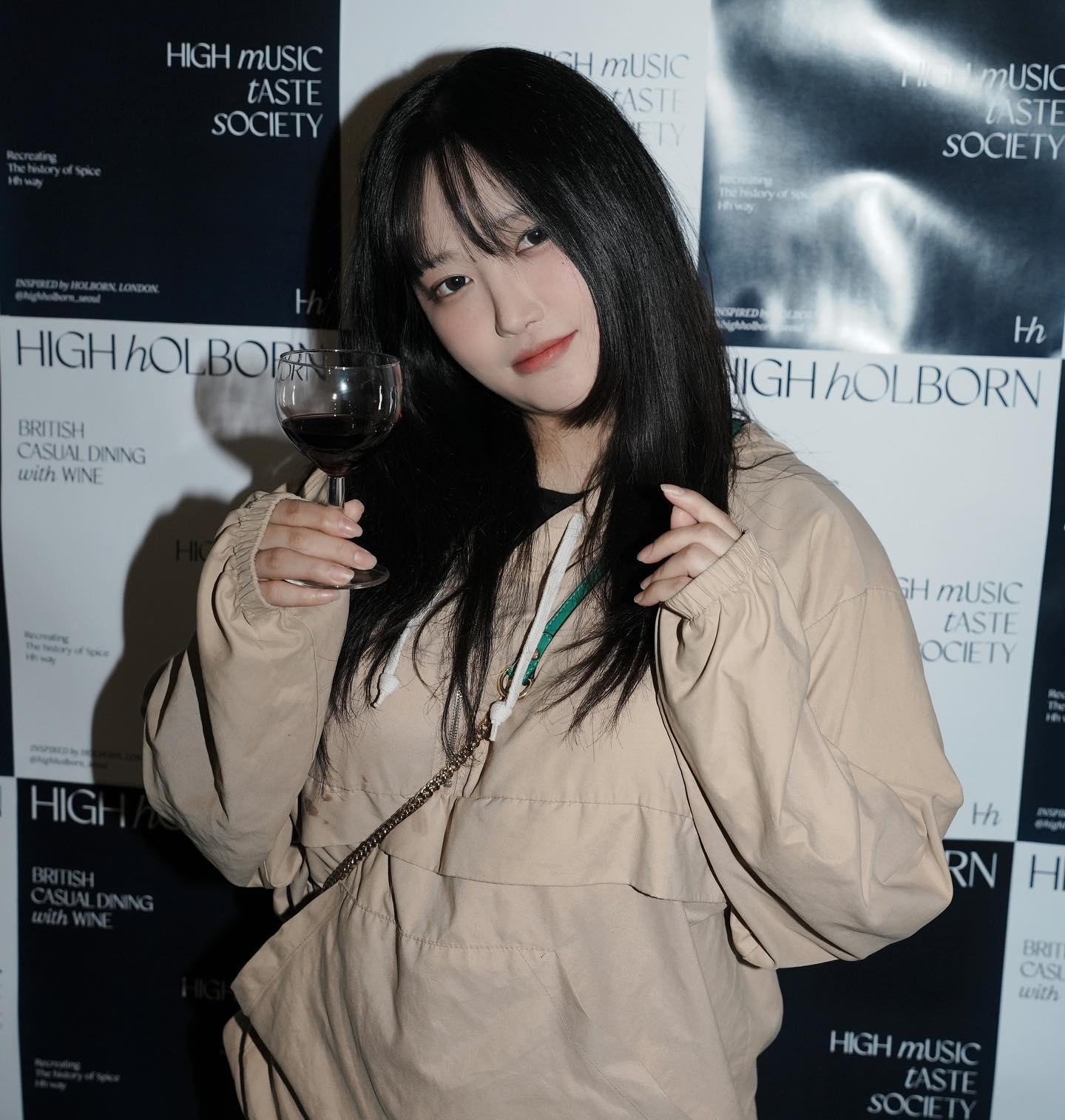 치얼스

다들 행복하세요