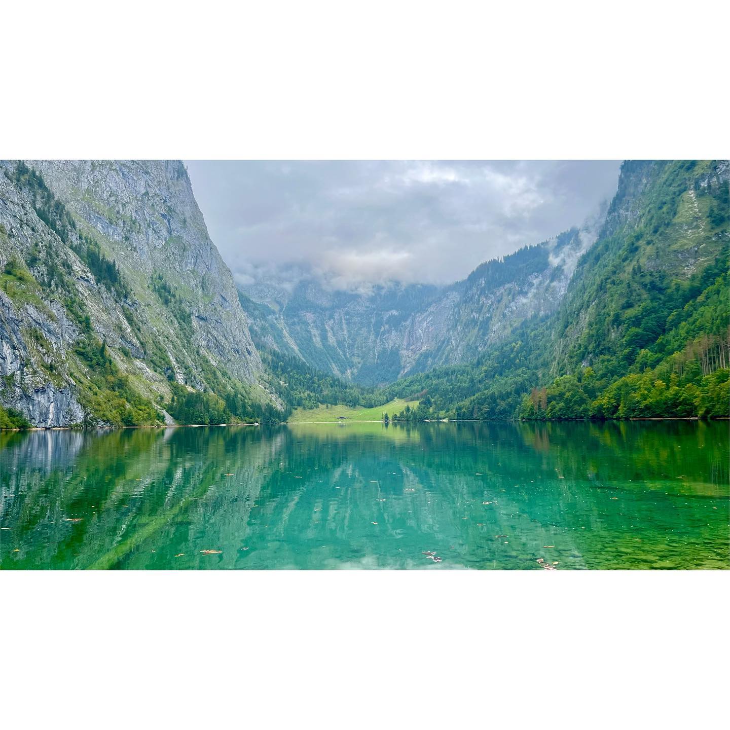 #Königssee #왕의호수 _ #Berchtesgaden #alpen #Germany #germany🇩🇪 
.
.
.
.
.
.
.
.
#travel #watzmann #베르히테스가덴 #알프스 #독일 #여행 #바이에른 #bayern #mountains #독일여행 #기록 #여행스타그램 #유럽 #유럽여행 #photography #view