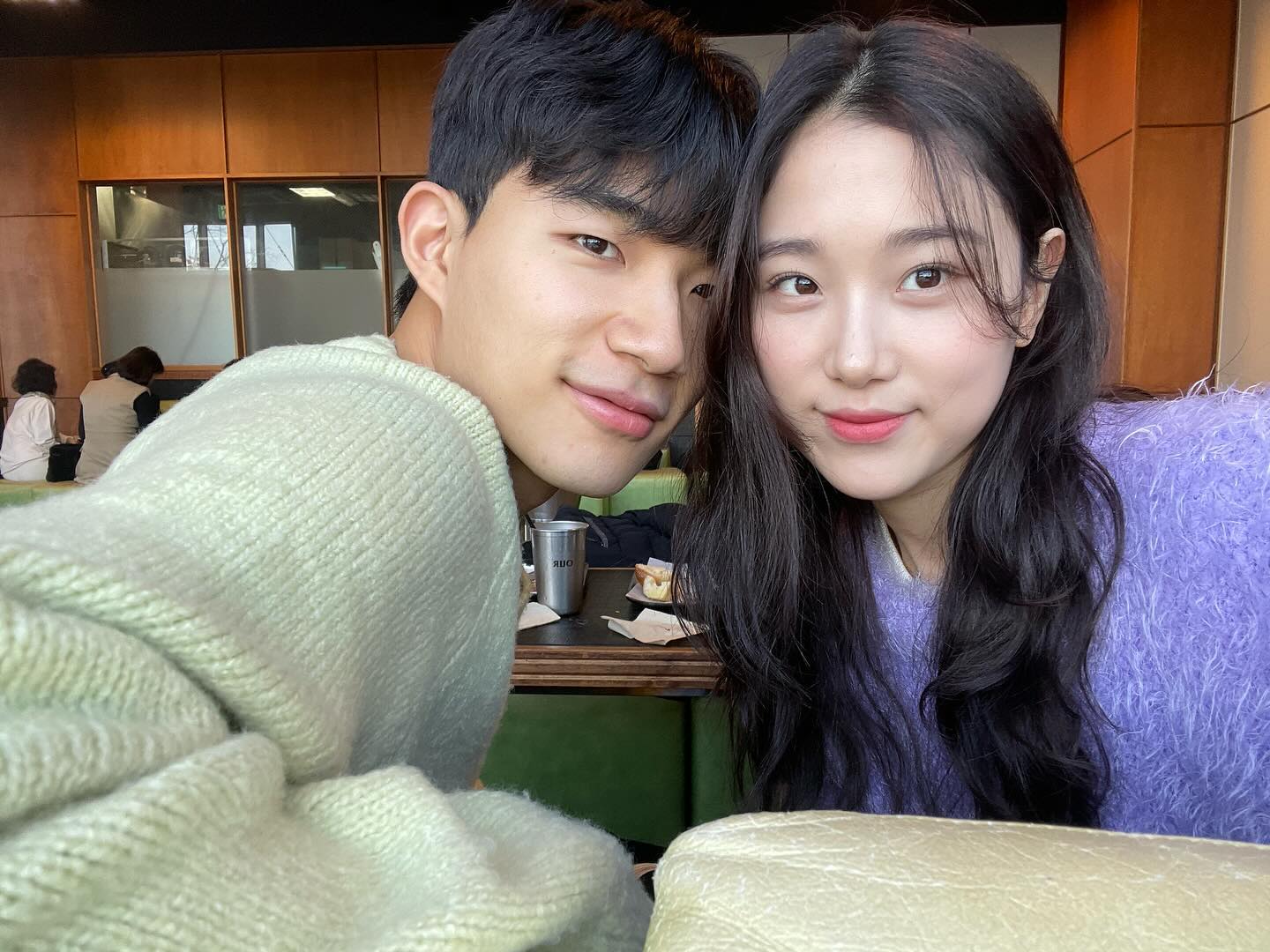 오늘 각자 좋아하는 색 옷 입기 💜💚