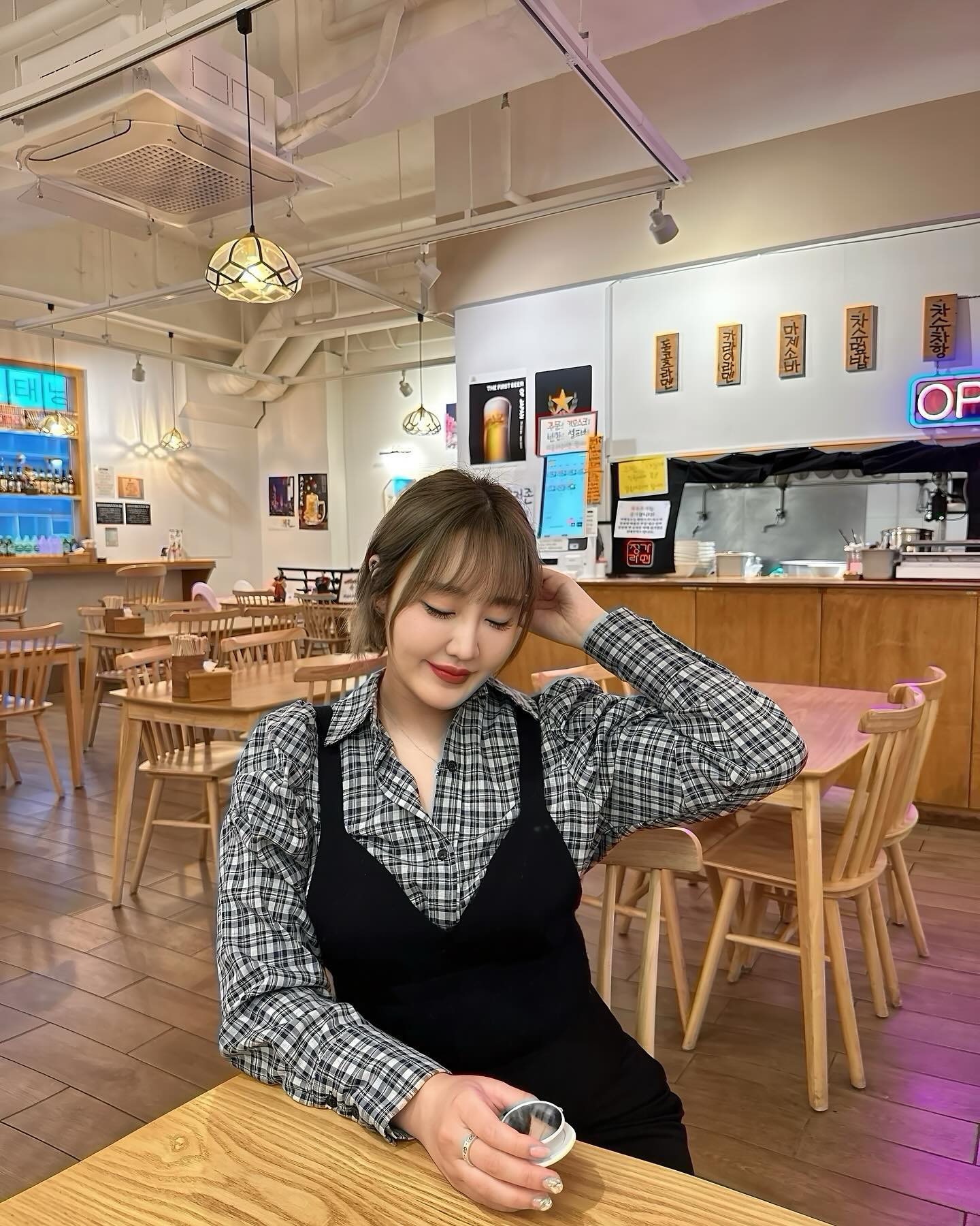 추워졌잖아
앞머리 자르고 톤다운 했다구😗
그나저나 #정가라멘 진심 맛집이다

#배곧맛집 #배곧라멘 #배곧신도시맛집 #정가라멘배곧