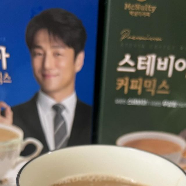 레이첼 on Instagram: "♡ #협찬 🧡맥널티 스테비아 디카페인 커피믹스 ✔️설탕 대신 스테비아를 사용해서 당류 제로! 콜레스테롤 제로! 건강한 단 맛을 즐길 수 있는 커피믹스에요. *