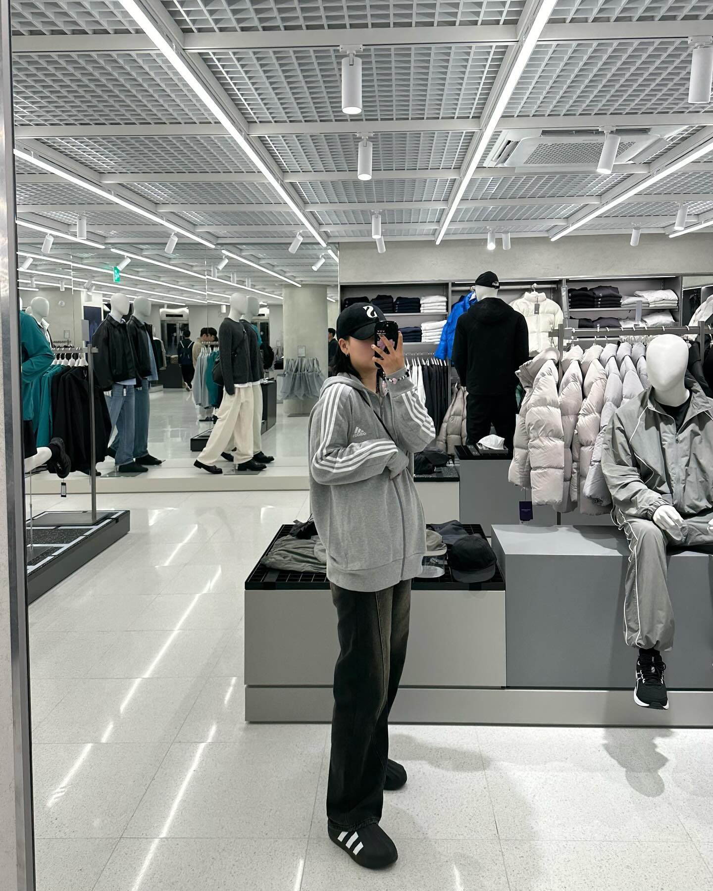 아디다스직원할래