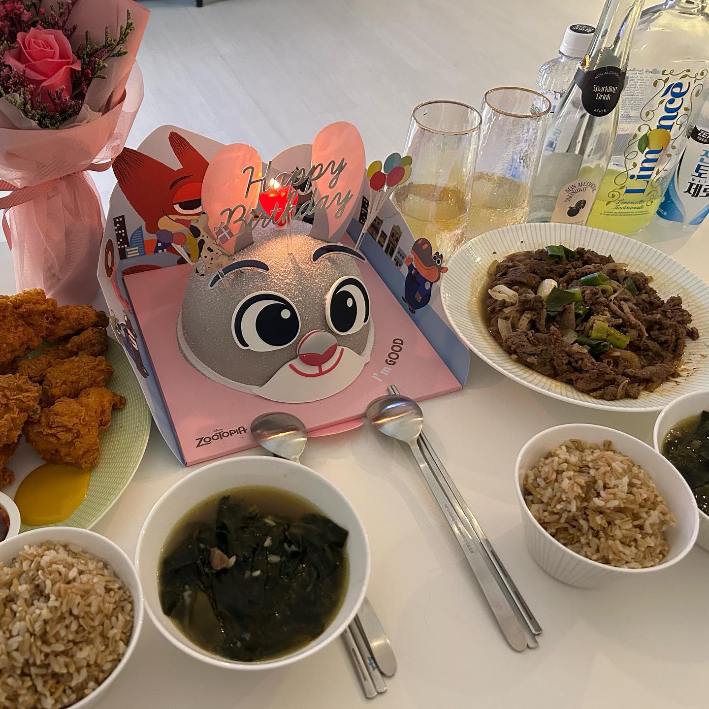 행복해따 내년에 보자구🎂

#고마워 #😊😊😊😊😊😊😊
#생일주간끝 #행복만하게해주세요