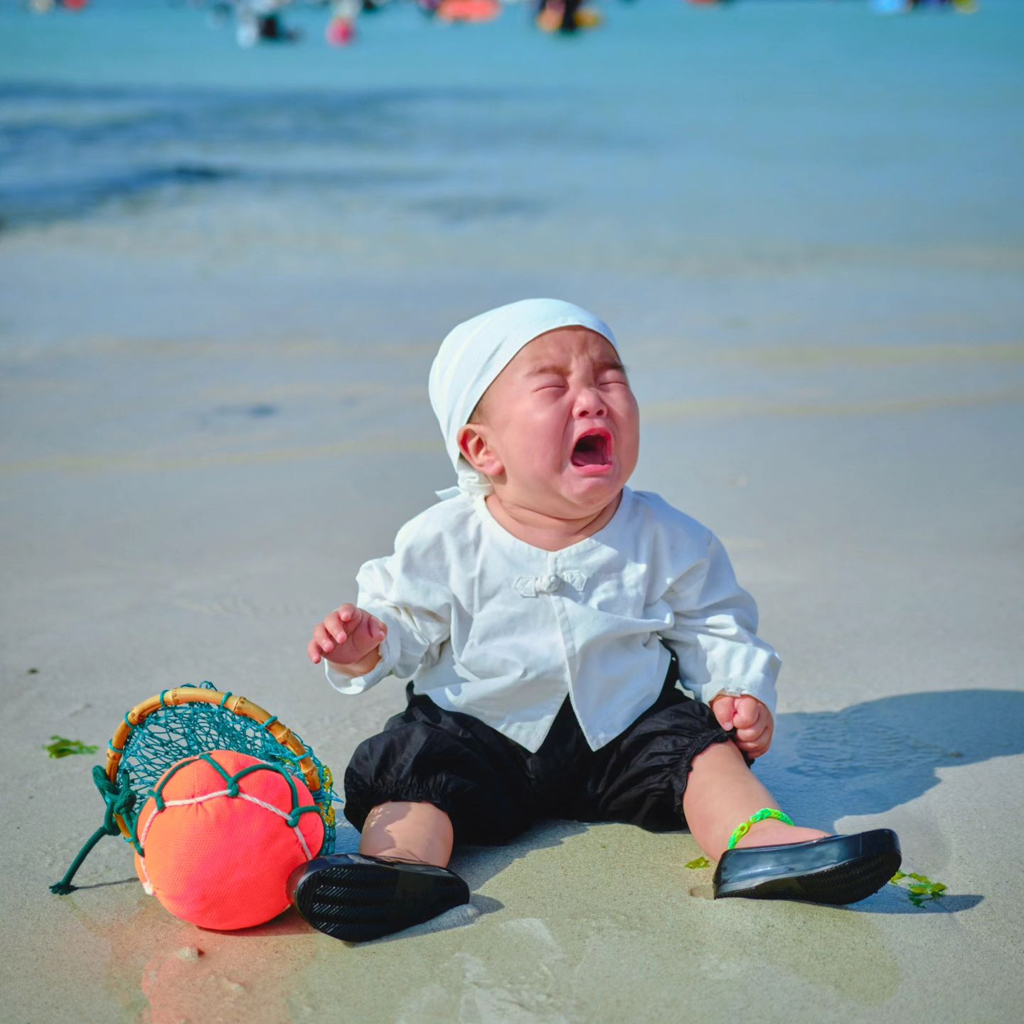 전복이 안잡혀요 😭
전복 잡아서 버터구이 만들려고 했는데...
오늘 조업은 실패인가..
.
.
#제주스냅 #모모스냅 #모모스냅제주 #조업실패 #전복잡이 #해녀체험 #아들스타그램 #귀여움주의 #귀염둥이💕