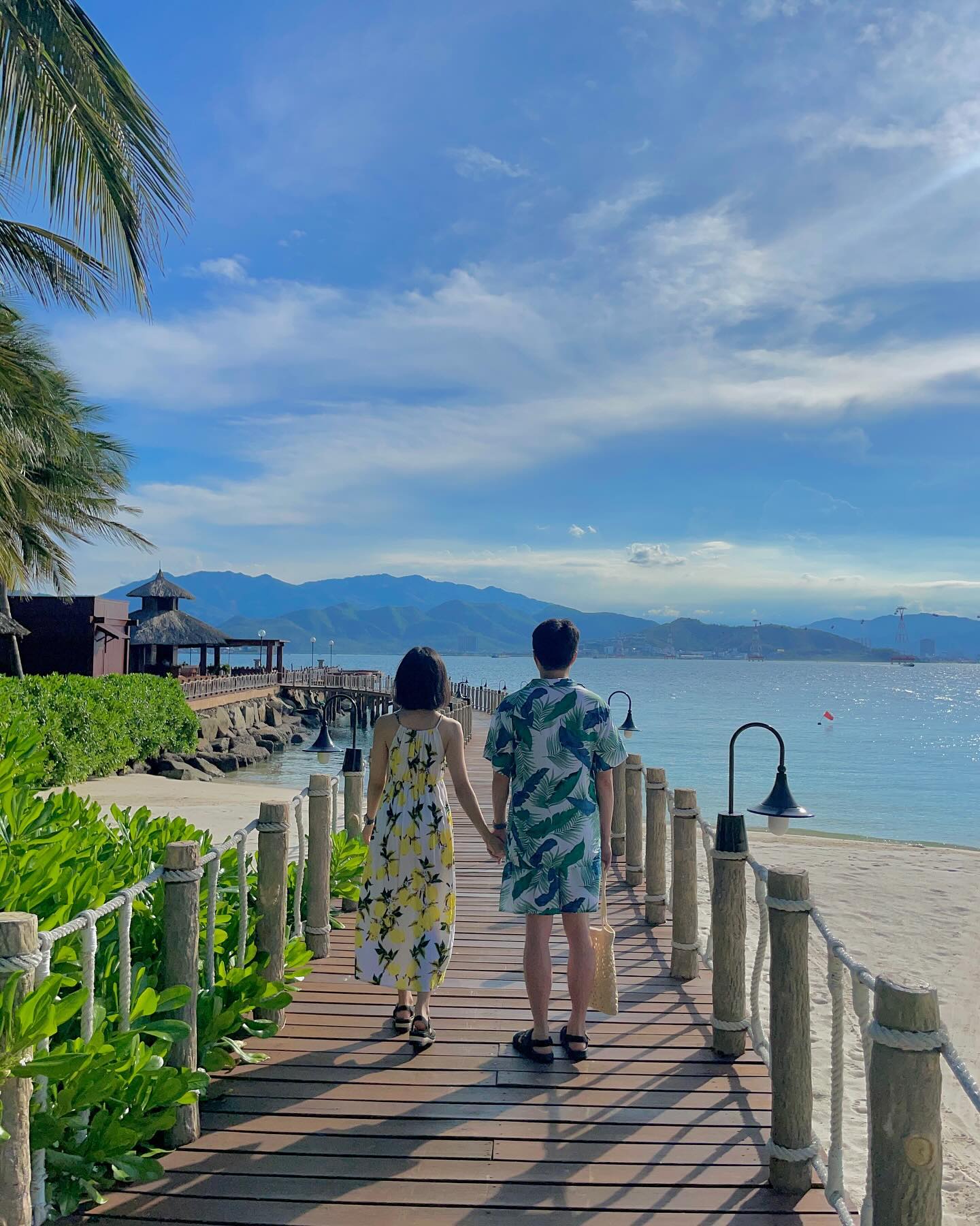 갓벽했던 결기6주년 호캉스🏖️
.
휴양과 함께 모기는 잔뜩 물려옴😂
.
#나트랑여행 #rg커플 #빈펄럭셔리나트랑 #여름여행 #나트랑숙소