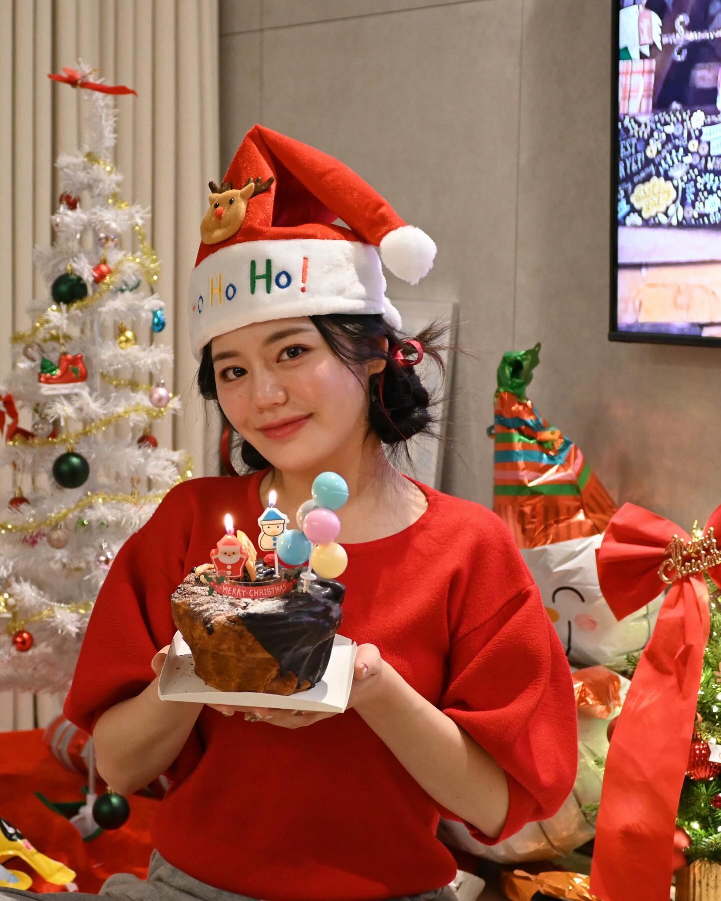우리집이 파티룸 그 잡채♥️
내년에 또 만나요 🎅🏻