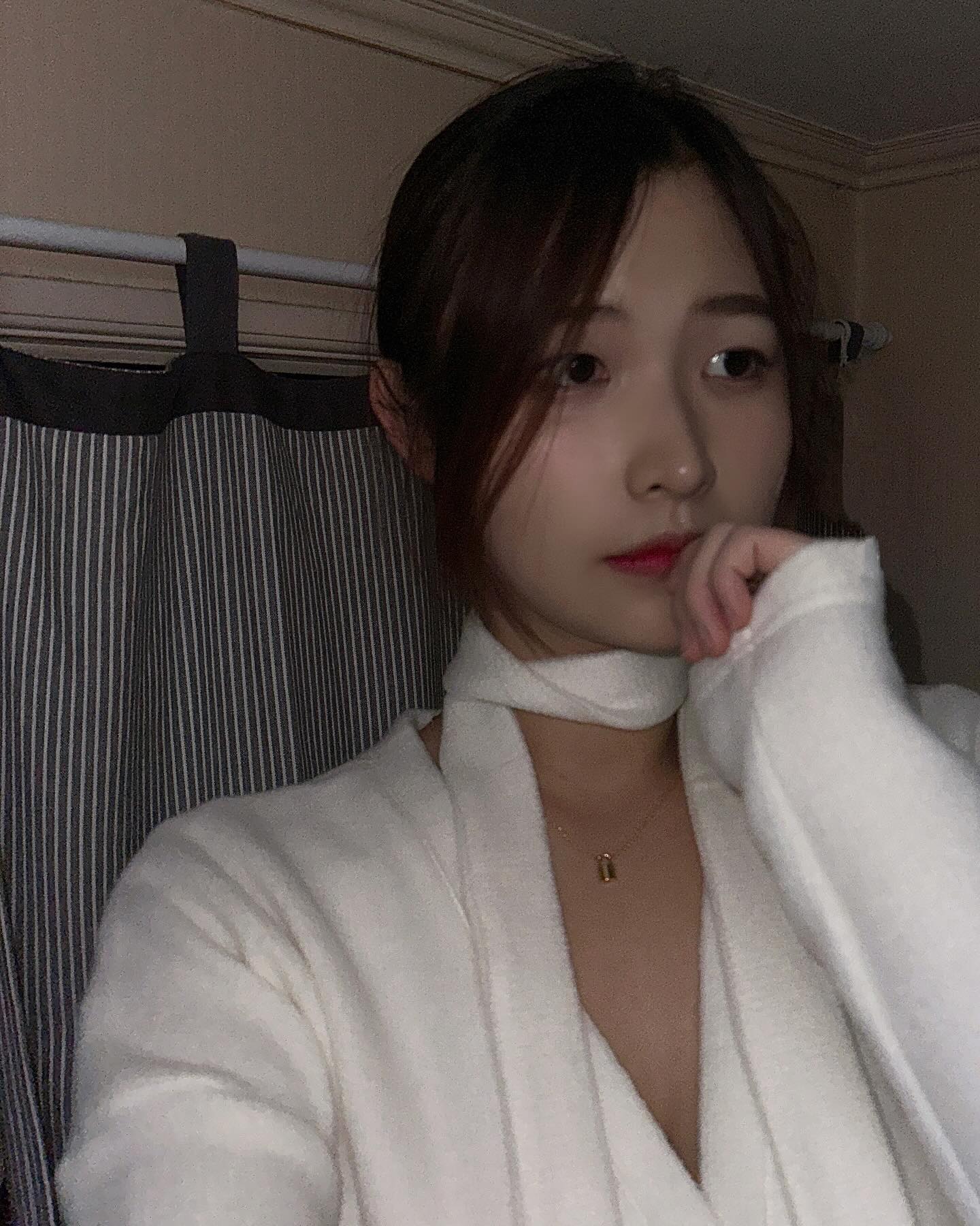 12월이 도착한지 5일이나 지났다 
올해 겨울은 더 추운 것 같아