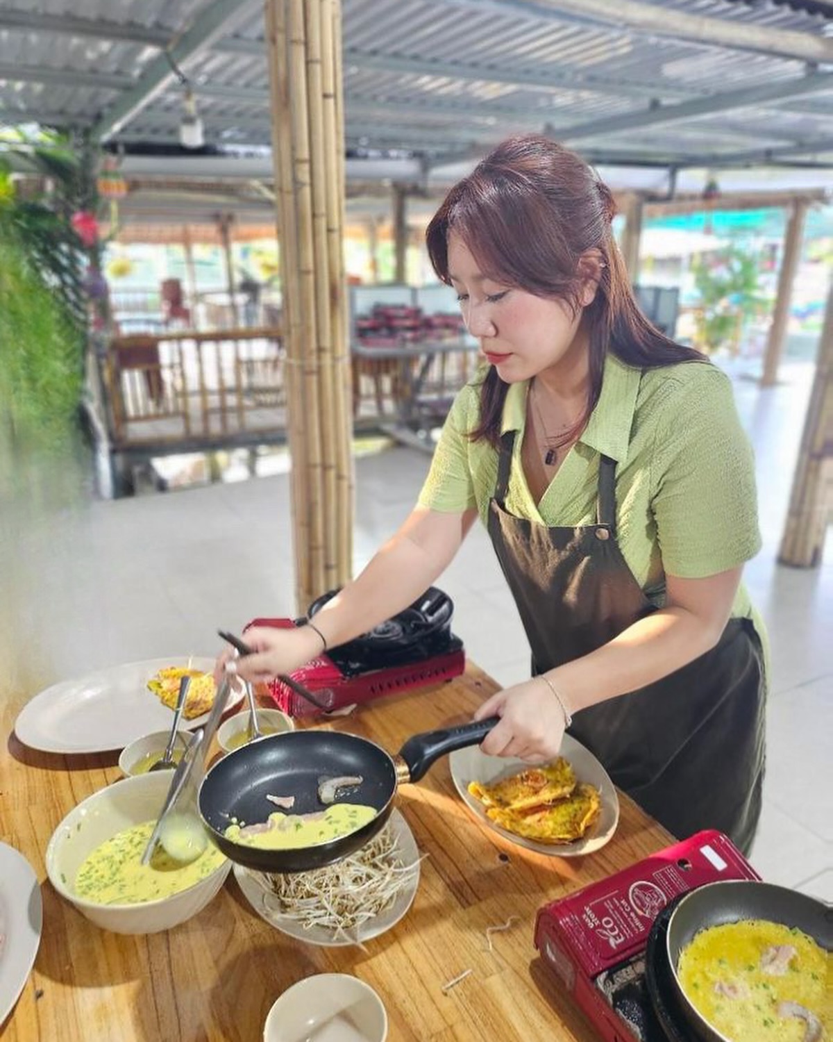 .
호이안 쿠킹클래스 👩‍🍳🍳
재밌는데 그냥 사먹는걸로 …^^**

.
.
#베트남호이안 #호이안여행 #호이안쿠킹클래스 
#다낭쿠킹클래스 #호이안바구니배 #다낭여행 #다낭자유여행