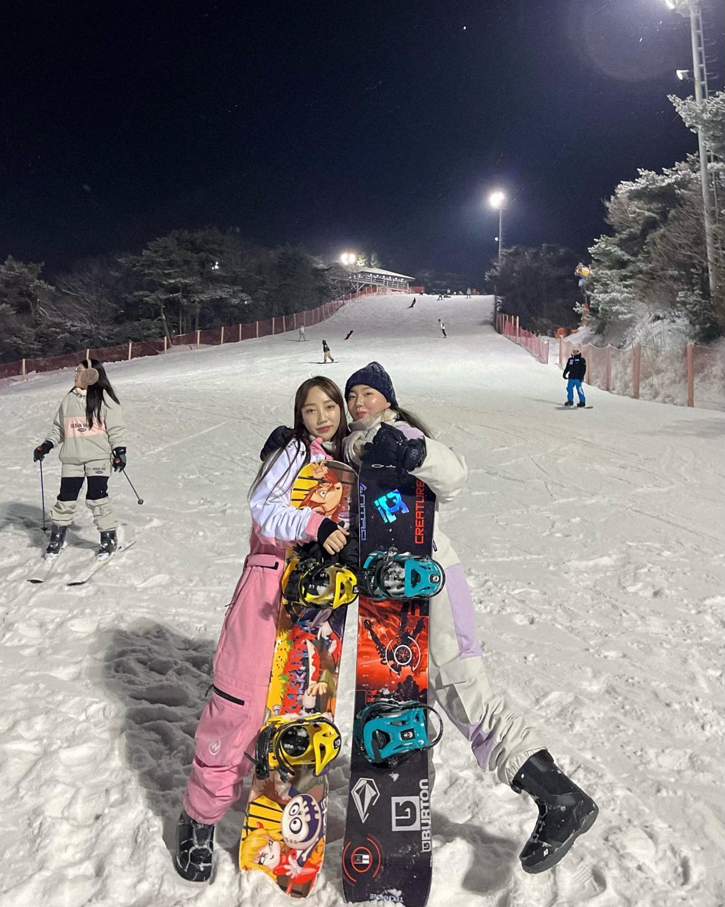 자다가 스키장 끌려온 날❄️
.
.
#지산#스키장