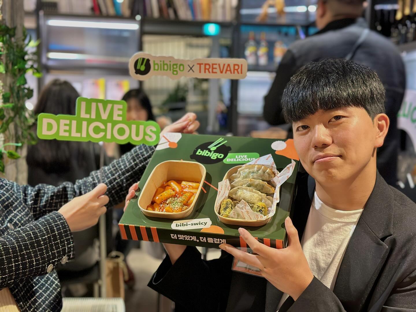 비비고X트레바리 후원으로 진행된 Reply Trend Day

응답하라마케팅과 트렌디어워드의 콜라보로 진행됐다

새로운 사람들과의 만남은 언제나 즐겁다 

#트레바리 #비비고 #LiveDelicious #trevari #bibigo #응답하라마케팅 #트렌드어워드