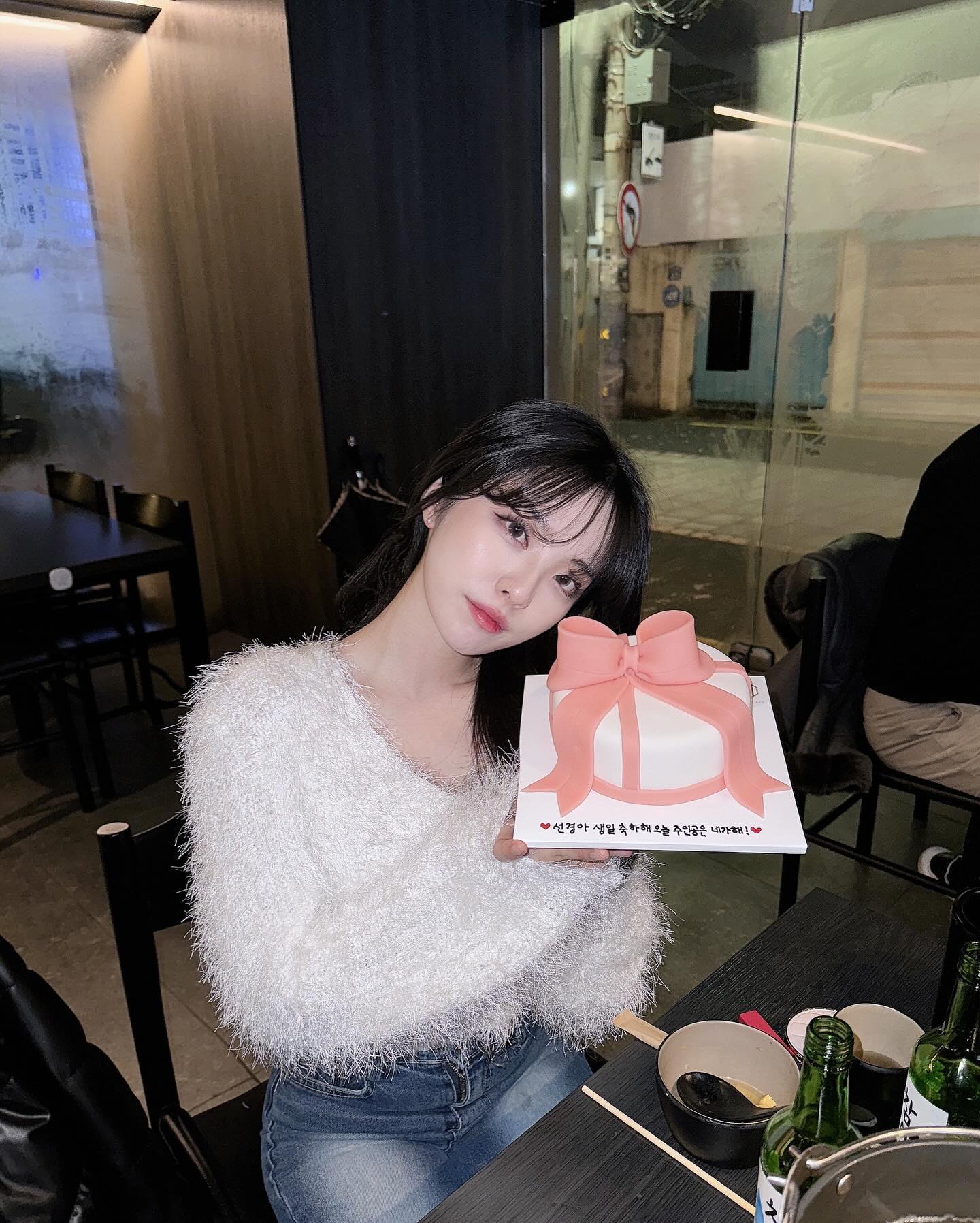 생일추카함니댜>//<🎀
나잇값 하라구 #떡케이크