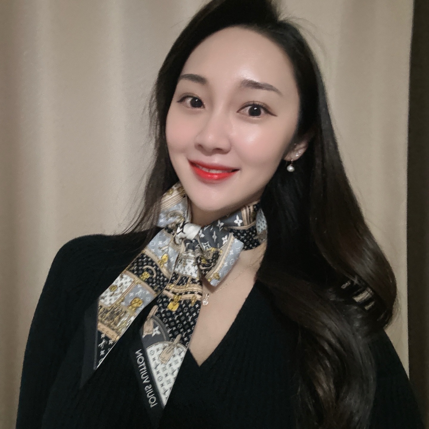 그묘일✨
⠀
⠀
⠀
⠀
#금요일 #출근 #직장인