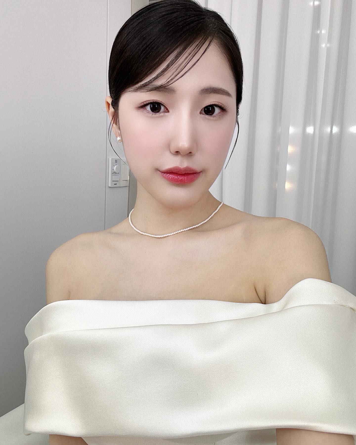 공쥬 만들어주신 메이븐 짱🤍
너무 고생많으셨어요👏감사해용👰‍♀️
 
🫶
maven_heesun 
i_zy_wedding 
maven.izy 
minjucoco 
maven___official 
mavenwedding