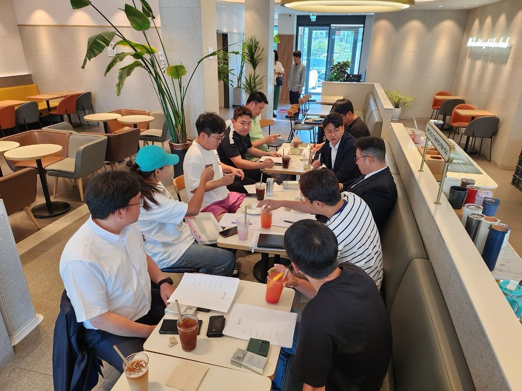 #지난기록 

송암썸머페스티벌 회의,나눔의집 봉사활동,장애인사이클심판

원주도 가고 양양도가고 가평도 가고 바쁘다바빠😆

이제 진짜 얼마 안남음 #송암썸머페스티벌

7월 3일부터 7일 , 12~13일 총 7일 송암동에서 열려요!

놀러와라 인스타 친구들아🙌

#24시간이모자라