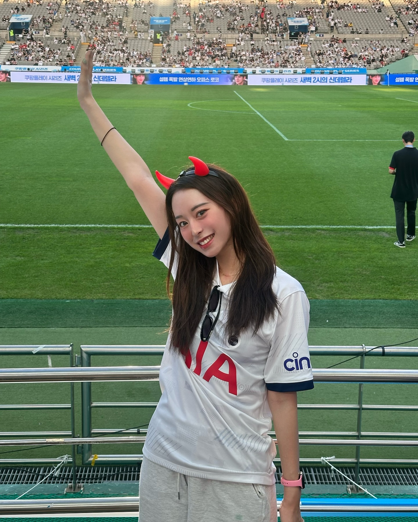 🇰🇷🏟️⚽️

K리그 vs 토트넘 홋스퍼 

토트넘 경기를 볼 수 있어서 영광 또 영광 ,,, 🫧 
매번 국대 경기랑 케이리그 경기만 봤었는데 
매우 행복했던,,,,😭🩶

우리나라 선수들 화이팅 … ❤️