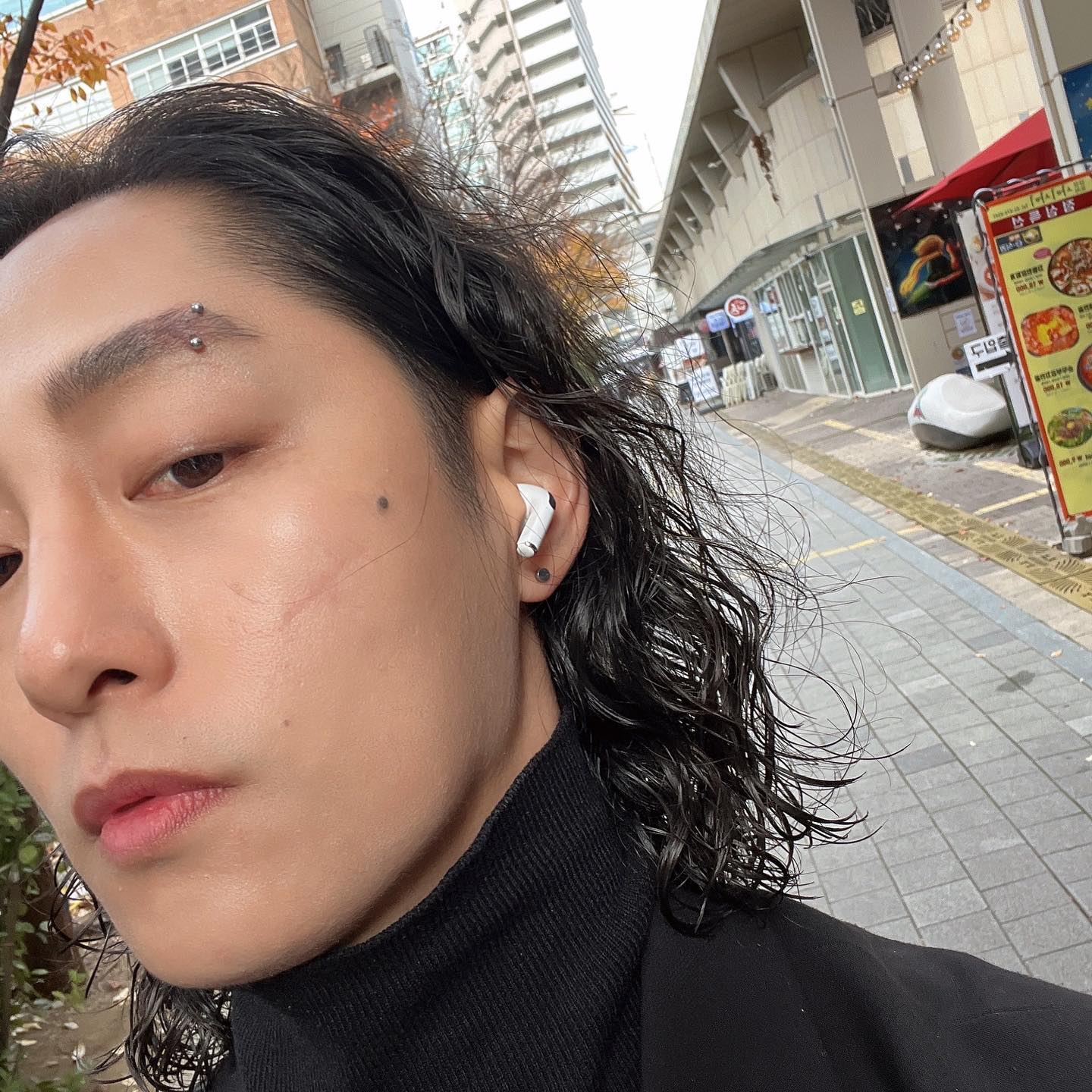 ,
오파완

지쟈스컷으로 돌아옴🧔🏻‍♀️
