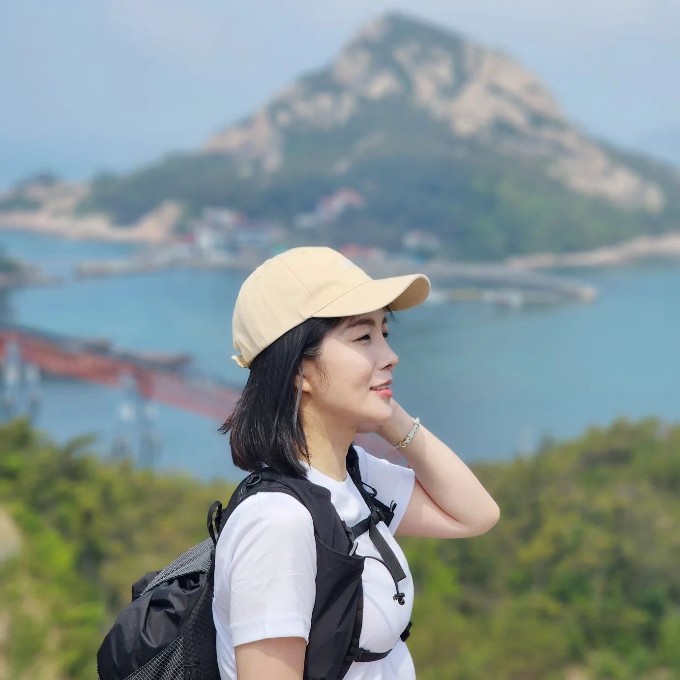 #선유도 ⛰️
 
신선 선 놀 유 
아름다운 풍광에 매료되어
신선이 노닐던 섬 선유도🌊
탁 트인 선유도 해수욕장을 보고있으니
마음도 탁 트이고 행복충전🔋🫧
한주도 행복하세요🩵
 
 
 
 
다녀온 길은 👣
선유도-(망주봉-선유봉)-장자도-대장도-
낙조대-원점  7km 쉬엄 4시간