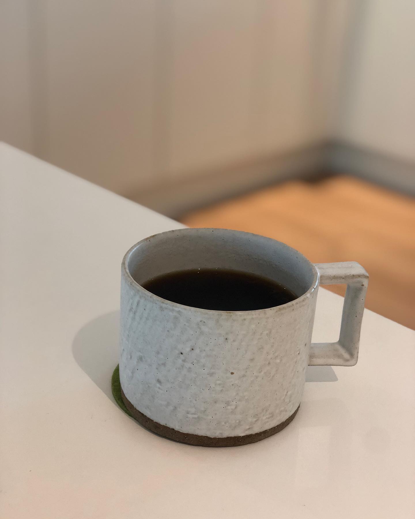 아침저녁 온도가 다르니

이젠 뜨아 ☕️🍂🍁

#여름가고
#가을오네
#곧추석