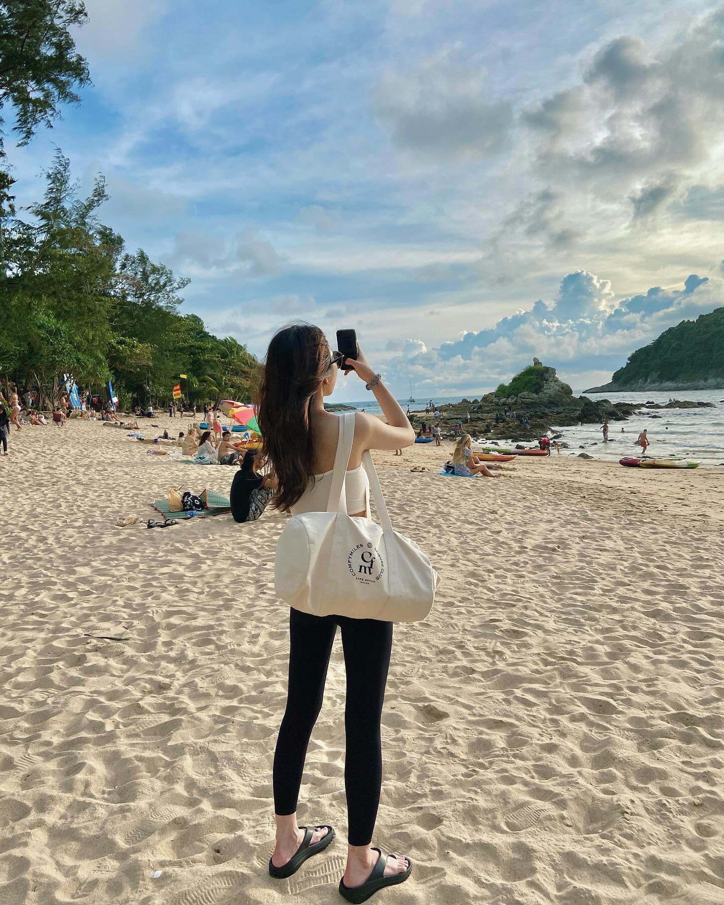 #PhuketTrip 해변이 너무 예뻤던 푸켓 🏝️

📍Nai Han Beach
📍Rawai Beach

숙소/맛집/포토스팟 등
자세한 푸켓 여행 정보는 이전 릴스 참고! ✈