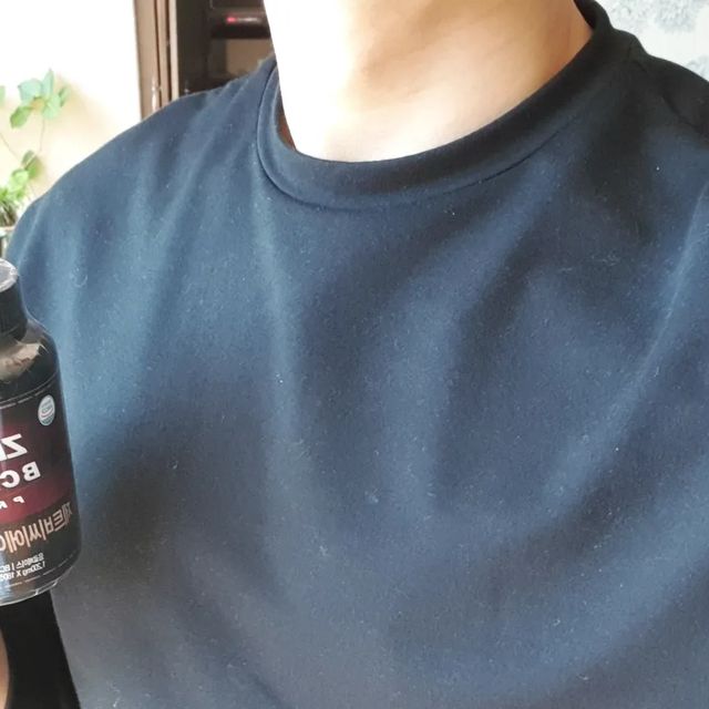 shane on Instagram: "#광고 여름옷 이쁘게 입기 위해 열심히 운동중~!! 아르기닌, 밀크씨슬, 초유분말, 17종의 유산균과 15곡 곡류효소분말, 23종 유기농과일야채, 20종 아미노믹스, 23종 비타민미네