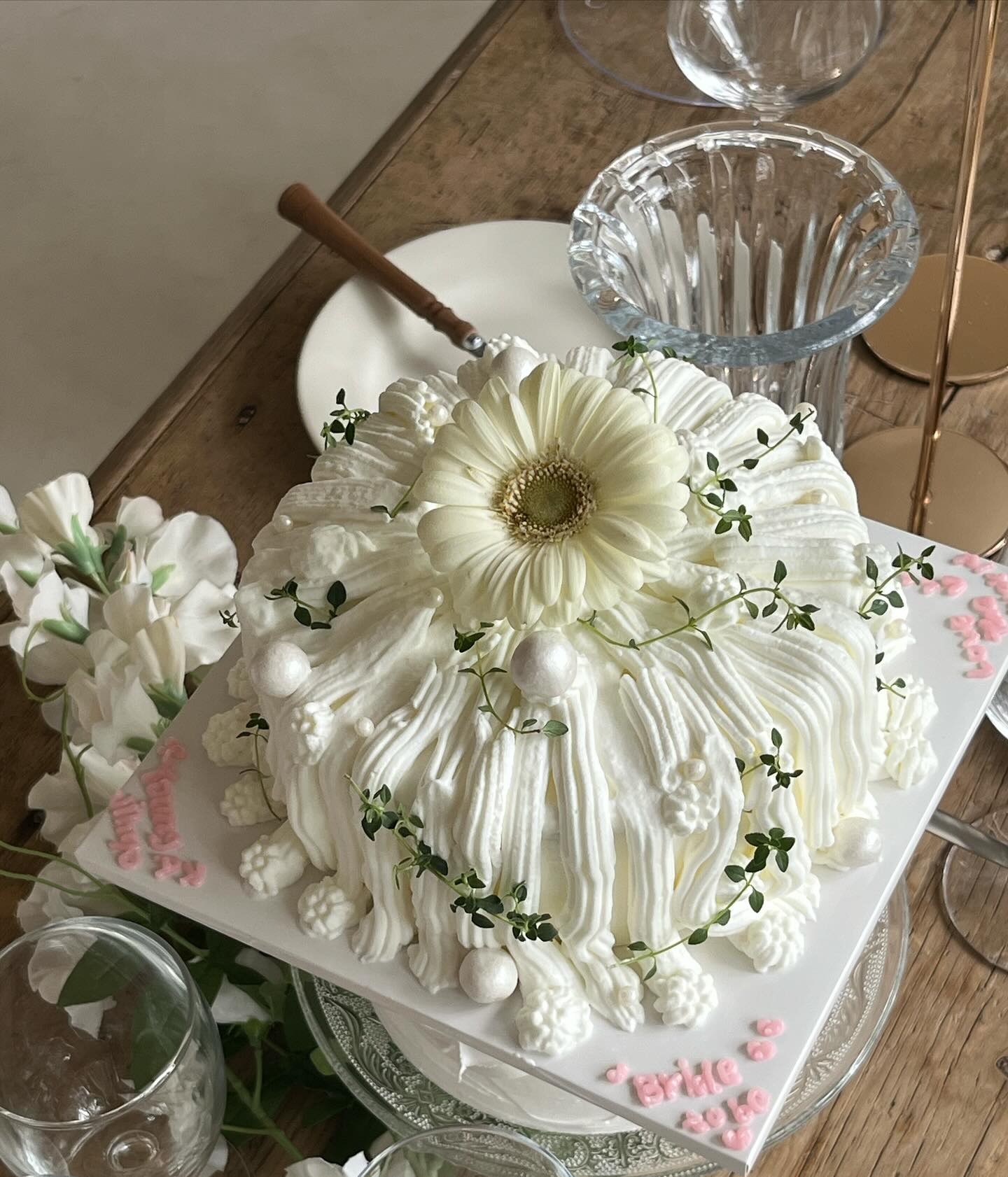 🎀Wedding D-19🎀 벌써 다음 달이 결혼이라니,, 아무 생각 없는 나 자신 웃겨,,,,