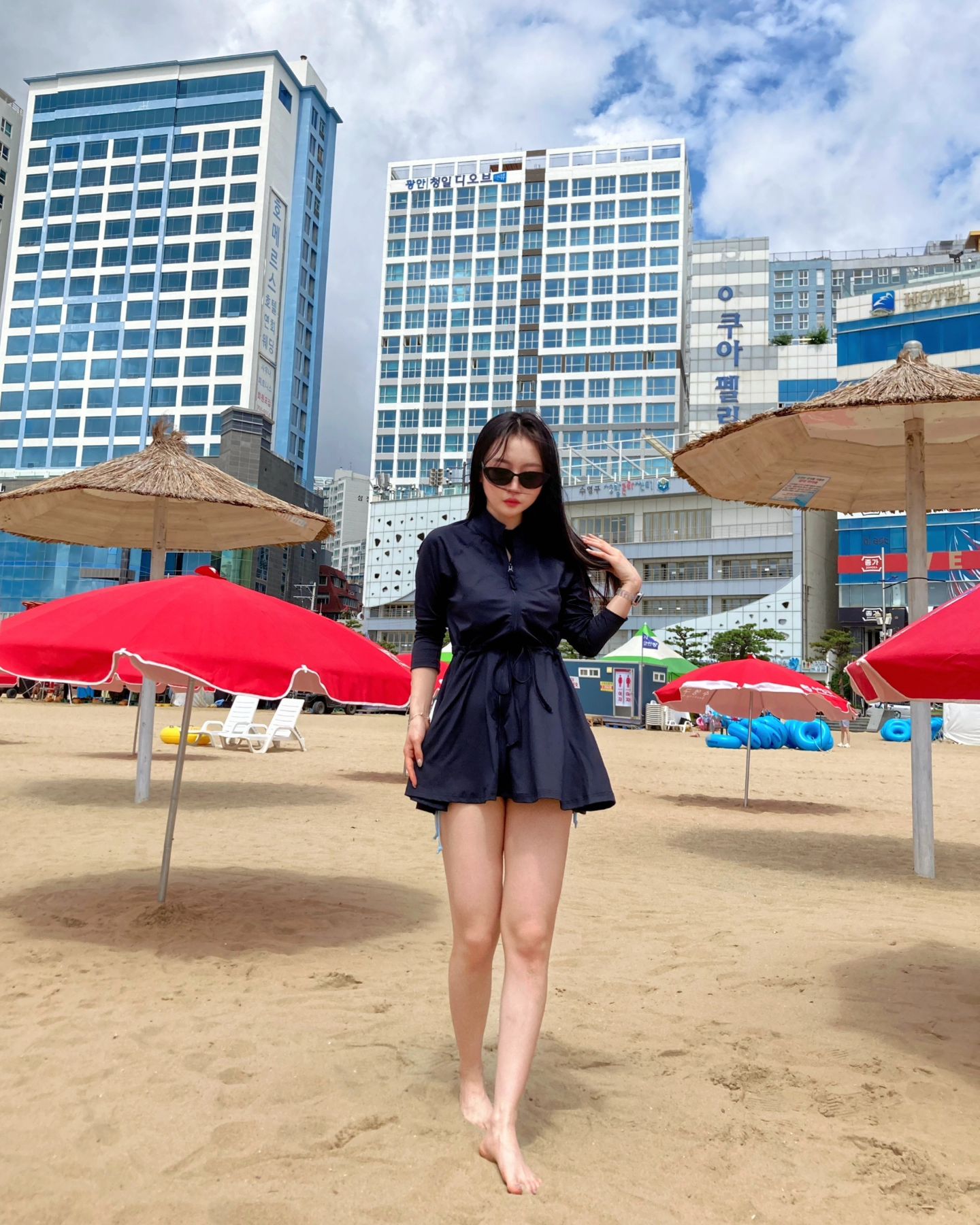 #광고 #협찬

날씨가 흐렸다 맑았다하지만 비가 안와서 다행 ㅎㅎ

10시 이전에 오늘 주문하면 오늘 도착!
2024년 신상 업데이트중이니 레이지비 공식몰에서 
지금 확인해보세요♡

lazybee.official,#레이지비 #LAZYBEE #래쉬가드 #레쉬가드 #래시가드 #수영복 #스윔웨어 #비치웨어 #바캉스룩 #물놀이복장 #체형커버래쉬가드 #래쉬가드브랜드 #래쉬가드코디 #원피스 #원피스래쉬가드 #원피스수영복