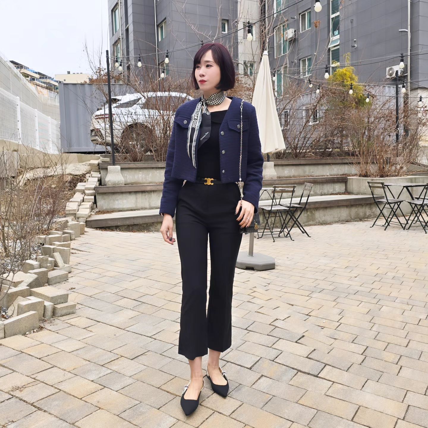 💜2-3일 내내 정말 잠만 잔것같아요. 열은 안나는데 기침,피로감,편두통으로 약먹고 자기만 했어요.⠀
아플때 맛도 냄새도 못느껴서 먹는재미 향수 맡는 즐거움..정말 사소한 것들의 소중함을 느꼈어요.⠀
이대로 정말 맛도 못느끼고 좋아하는 향기 바람냄새도 못맡을줄 알았는데ㅠㅠ 오늘 살며시 느껴져서 다행이예요.⠀
⠀
💓아픈사이 4월이 시작됐네요~ 날씨가 좋아서 오늘은 잠시 외출을 했어요. 오랜만의 느껴지는 감각들이 좋네요ㅠㅠ
⠀
💓울님들은 저처럼 비실비실 아프지마세요 ㅠㅠ⠀
4월 행복한 달이 되도록 하루하루 즐겁게 채워갑시다!⠀
⠀
⠀

⠀
#봄코디 #여자데일리룩 #데일리코디 #러블리코디 #러블리룩 #페미닌룩 #꾸안꾸 #패션뷰티 #ootd #오오티디 #데일리룩코디 #패션계정맞팔 #선팔하면맞팔 #선팔맞팔 #주말코디 #데이트룩 #패션계정 #패션맞팔 #패션스타일 #패션코디 #옷스타그램⠀