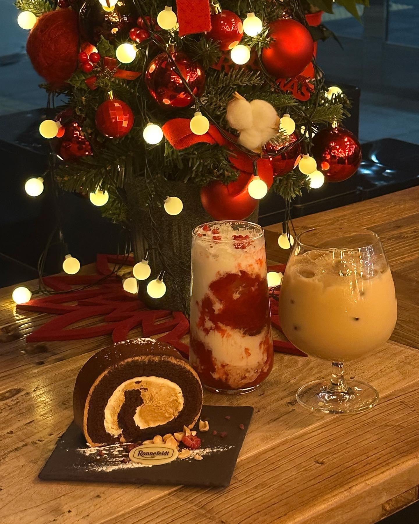 코엑스에 숨어있는 카페는 내 남자친구가 다 찾아주는구나🎅🏻
밀크티 찐 맛집이라 종종 가서 호로록하고 싶은 곳🖤

  로네펠트티하우스 코엑스점
📍서울 강남구 봉은사로 524 코엑스전시홀 1층 E001

#트리#코엑스카페#삼성카페#삼성역카페#coex#tree#럽
#밀크티맛집#데이트추천#트리맛집#티타임#티하우스
#서울카페투어#카페일기
#소통좋아요#선팔100#fffで繋がろう#seoulcafe#좋테