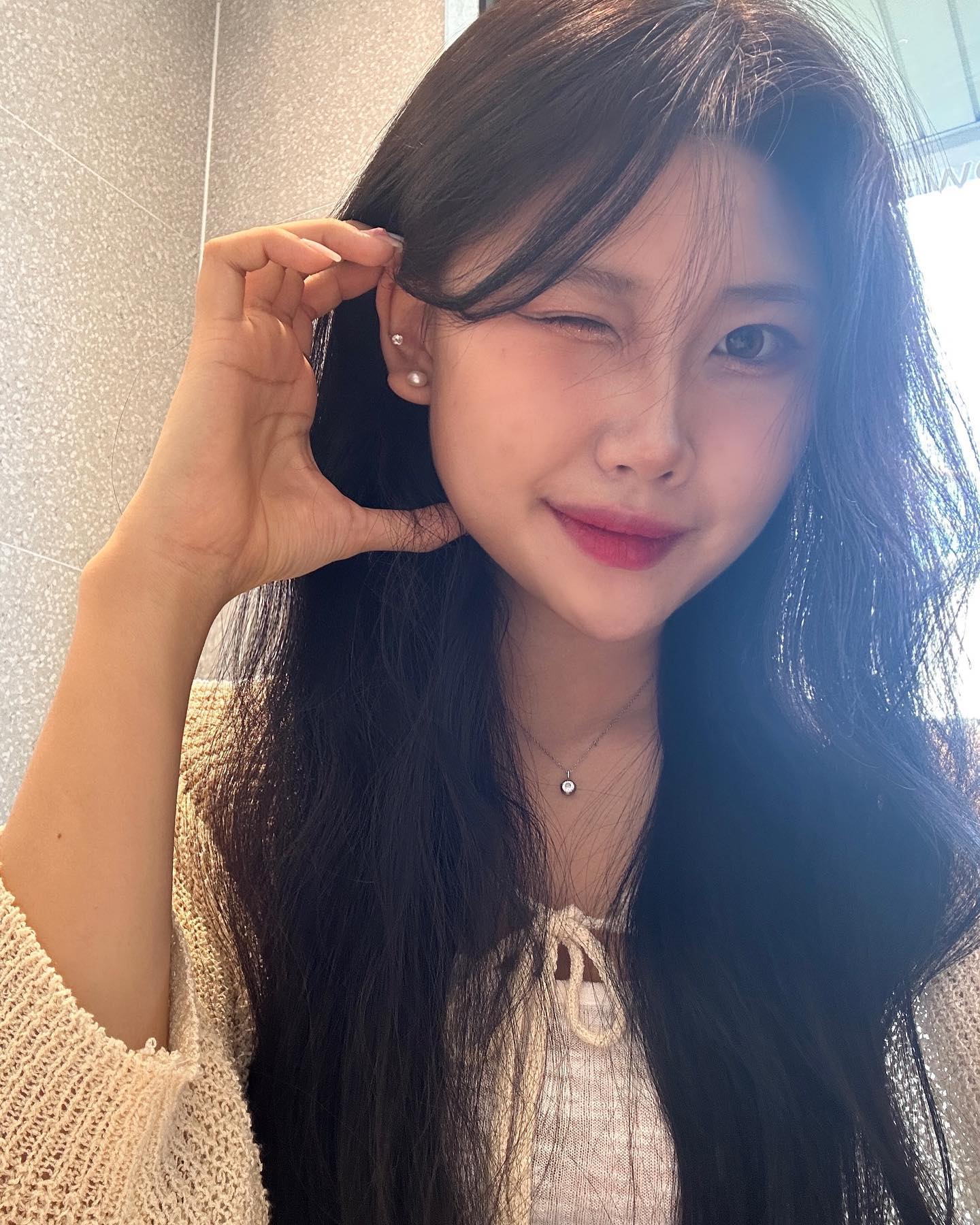 솔직히 이번건 잘나왔다하세요.