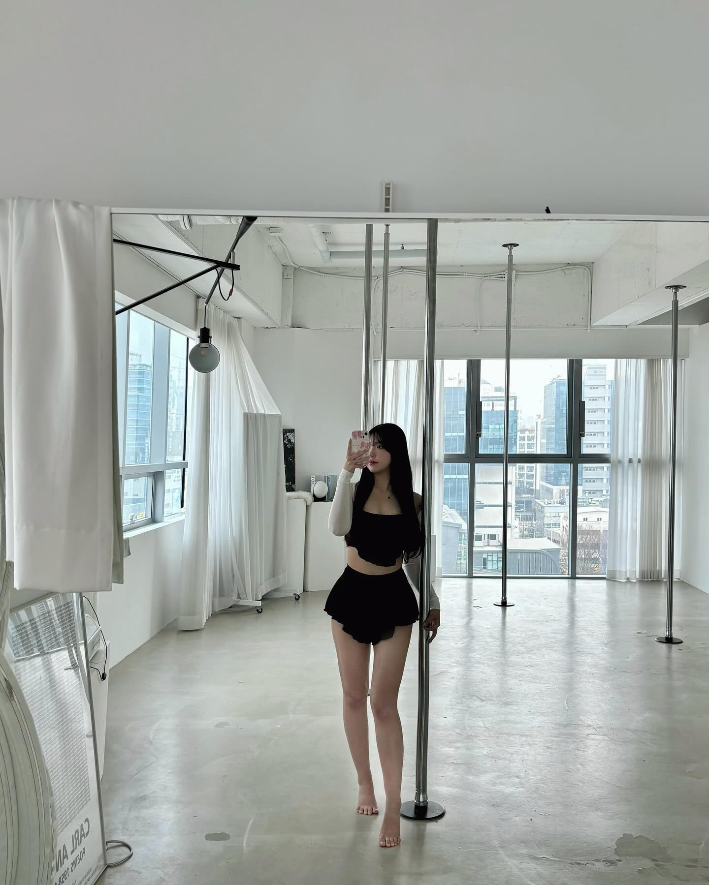 새로 산 폴웨어가 맘에 들어서,,🫶🏻🤍✨