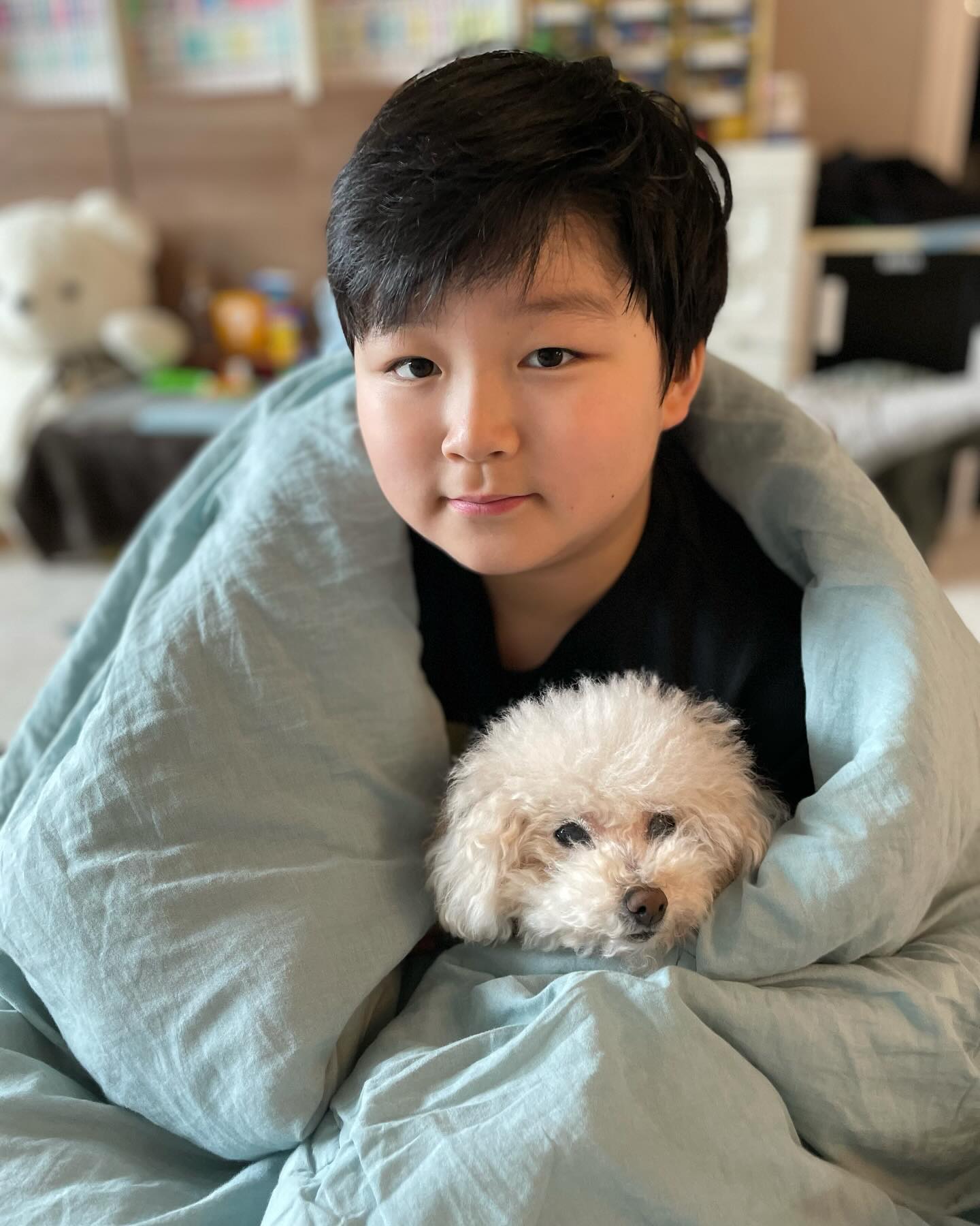 ꕤ
⠀⠀⠀⠀⠀ ⠀ ⠀⠀⠀⠀⠀⠀ ⠀⠀⠀⠀⠀ ⠀⠀⠀ ⠀
우리 코코는 
우우형제 사랑 듬뿍 받으며 2024년도 행복하게 보내는중🤍⠀⠀⠀⠀⠀ ⠀ ⠀⠀⠀⠀⠀⠀ ⠀⠀⠀⠀⠀ ⠀⠀⠀ ⠀
이젠 나보다 우성이를 더 많이 찾고 ,
우성이 없으면 정우 옆에 앉아있고 
그 모습이 너무 예쁘다🩵 ⠀⠀⠀⠀⠀ ⠀ ⠀⠀⠀⠀⠀⠀ ⠀⠀⠀⠀⠀ ⠀⠀⠀ ⠀
올해도 아프지 말고 건강하게 잘 지내자
우리집 유일한 딸래미❣️ ⠀⠀⠀⠀⠀ ⠀ ⠀⠀⠀⠀⠀⠀ ⠀⠀⠀⠀⠀ ⠀⠀⠀ ⠀
⠀⠀⠀⠀⠀ ⠀ ⠀⠀⠀⠀⠀⠀ ⠀⠀⠀⠀⠀ ⠀⠀⠀ ⠀
⠀⠀⠀⠀⠀ ⠀ ⠀⠀⠀⠀⠀⠀ ⠀⠀⠀⠀⠀ ⠀⠀⠀ ⠀
#코코와우우형제네집
#우우형제일상기록