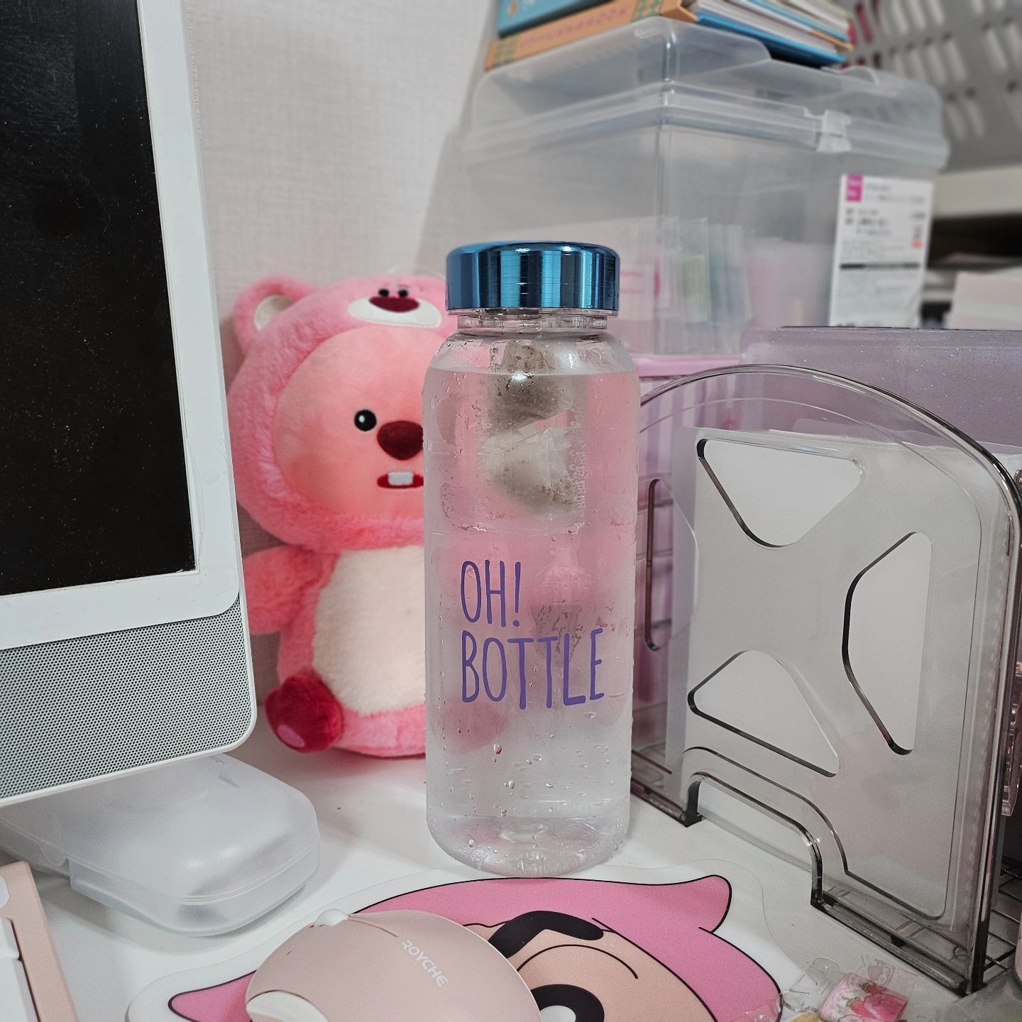 제품제공 oh_bottle

끝나지 않은 #오보틀 모으기
이번엔 무려 1000ml 대용량 트라이탄보틀이다!

쉐이커, 차망까지 구성이 되어 있어서
요즘 하루 1L 마시기 스스로 약속중인데
오보틀 덕에 도움 많이 받는 중 ^_____________^

국내생산 제품인 오보틀.
장애인 표준사업장으로 사회친화적이면서
모범적인 기업문화를 갖고 있는 오보틀!

다양한 보틀을 판매하고 있는만큼....(텀블러,빨대컵 등)
필요하다면 꼭 오보틀을 찾아보세요!

주문제작, 인쇄추가 모두 가능한 오!보틀~

/
#대용량보틀 #1L보틀 #트라이탄 #트라이탄보틀  #굿즈 #굿즈텀블러 #국산텀블러 #텀블러추천 #주문제작텀블러 #텀블러주문제작 #보틀주문제작 #프리미엄텀블러 #쉐이커보틀 #티보틀 #차망 #안개보틀 #오보틀안개보틀