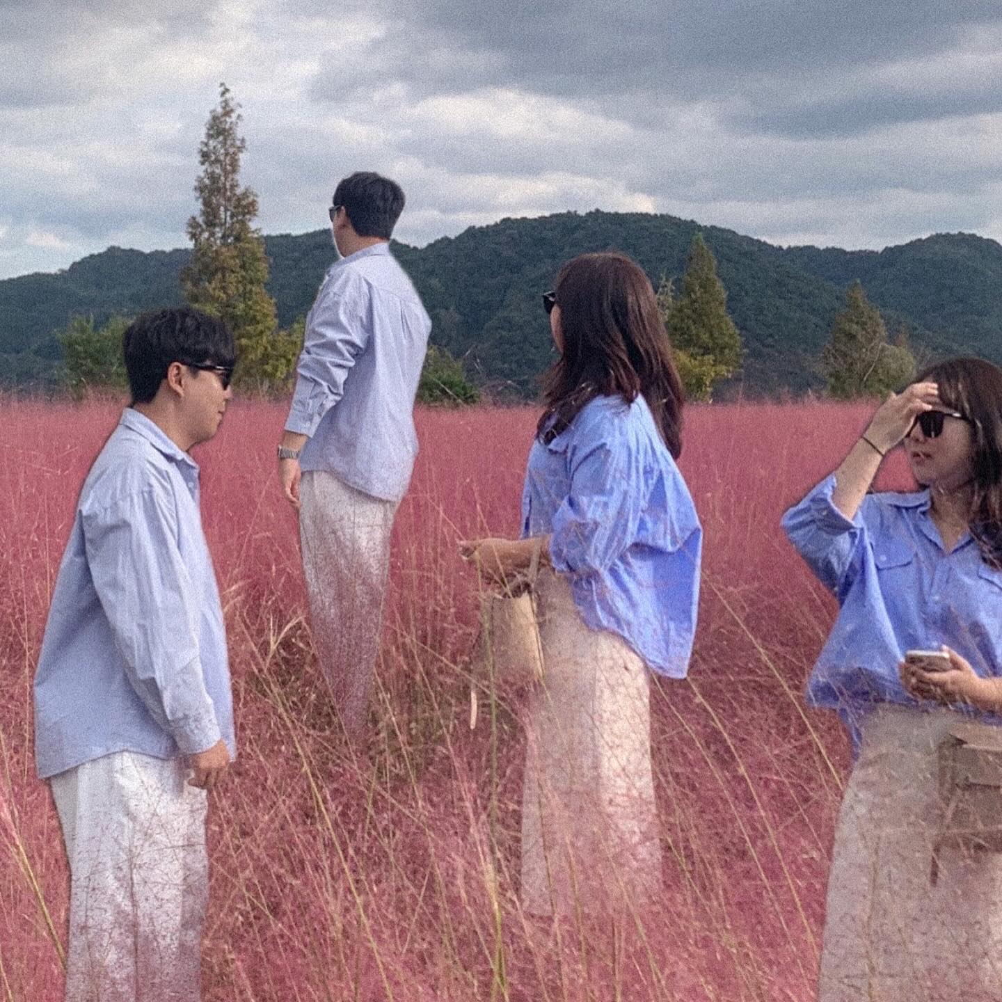 가을아 안뇽🍂

-
업로드 안해서 작년 가을 꽃구경 사진도 같이,,
증량 전 오빠와 나🥹