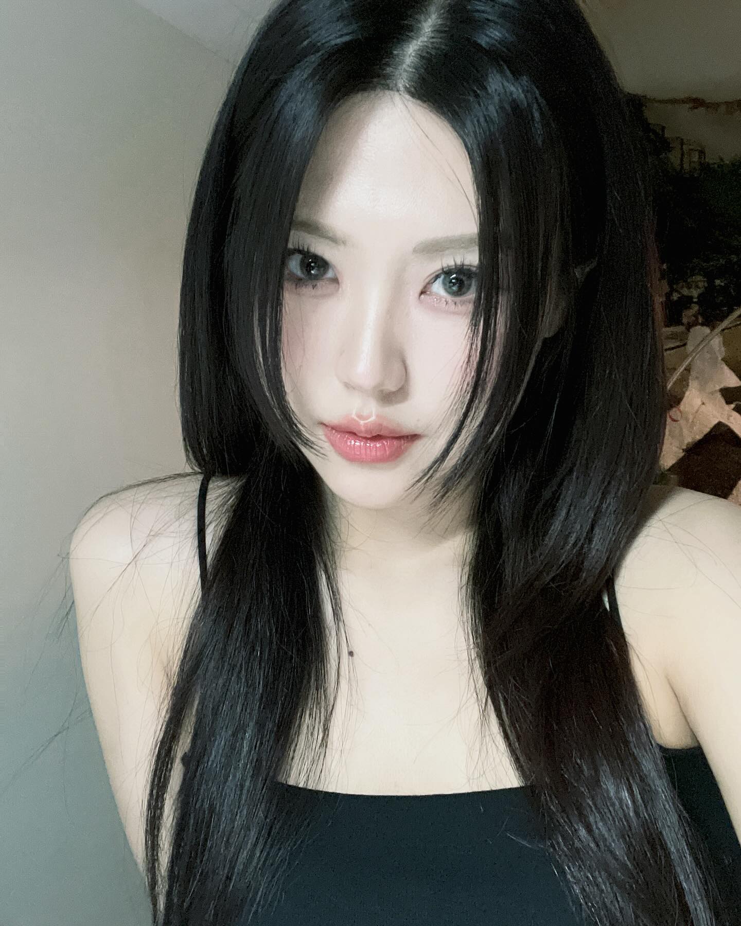 머리해서 신난 사람의....🤍
쌤이 역시 스트레이트가 제일 잘 어울린다구 해주셨다❤️‍🩹