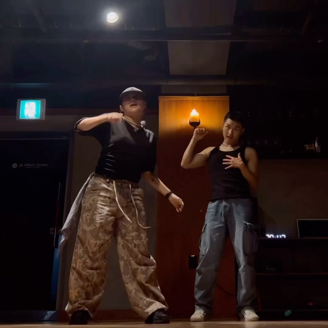 영현이랑 30분챌린지〰️❕
행복해 🫧
남궁병장님 식집하셔야합니다 ❕

#kickinback #milaj #choreo #dance #dancer
