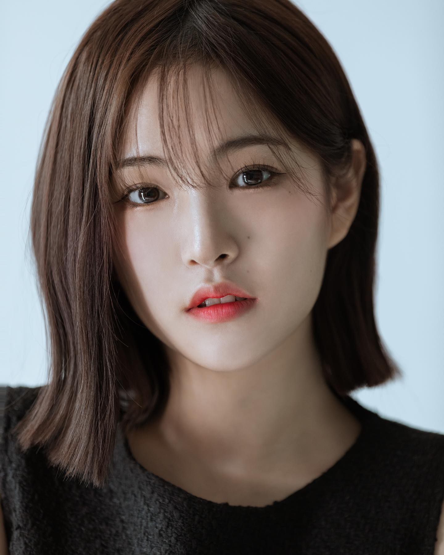 나나네 스튜디오에서 여름 초반에 찍었던 프로필 여름 다 지날때 올리기👻👻
