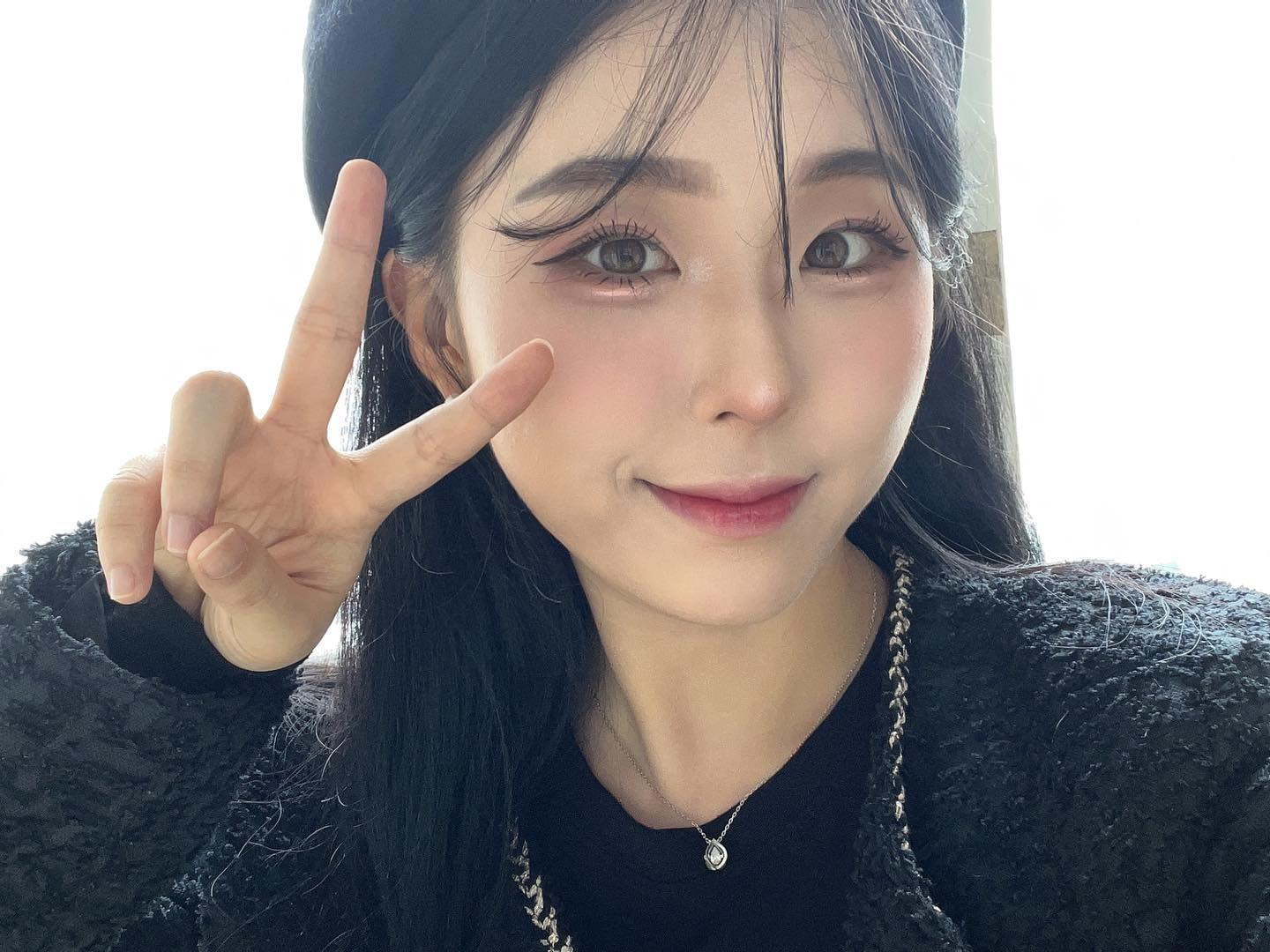 베레모의 계절인 것 같기두 아닌 것 같기두