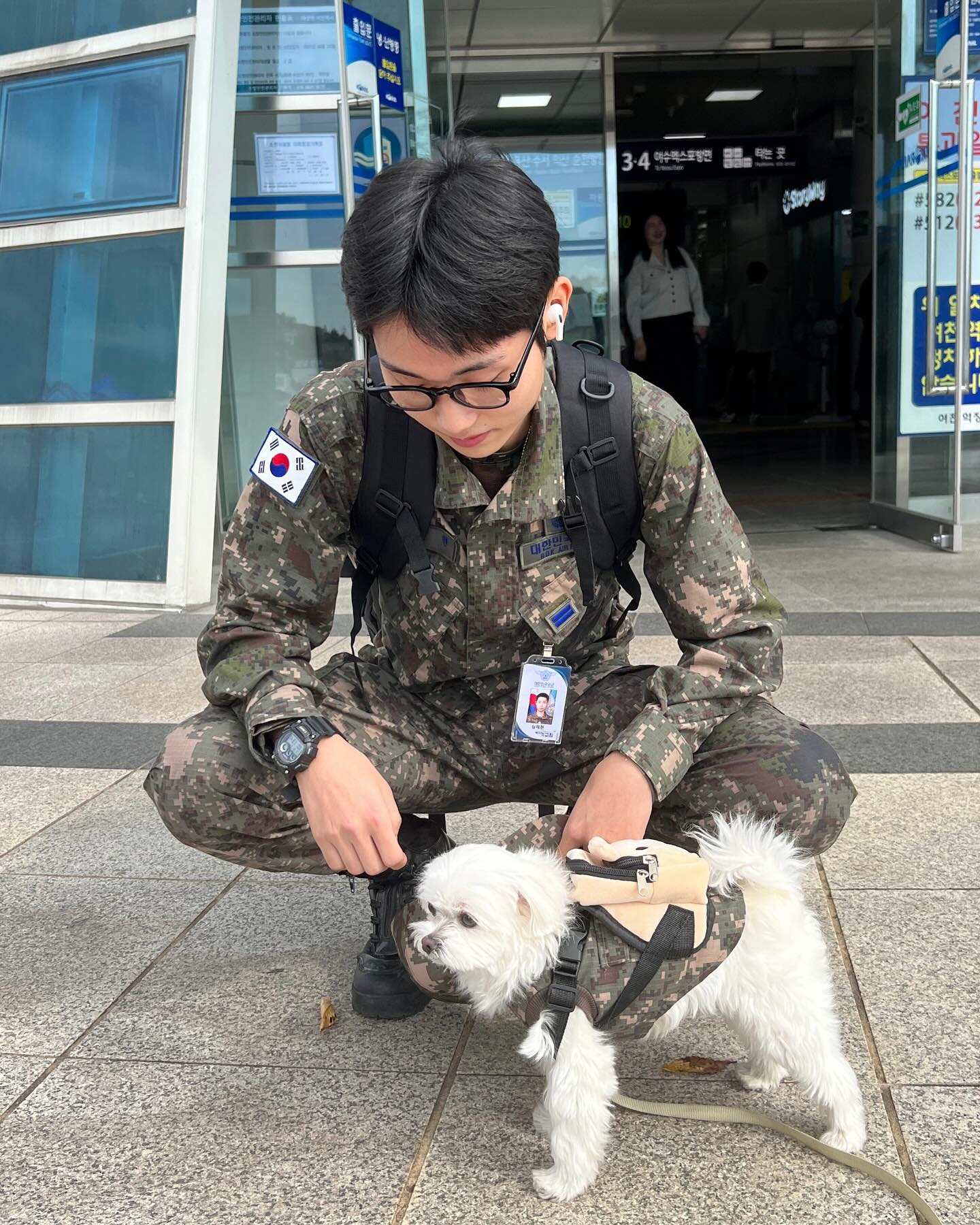 🪖막둥이 + 🐶돌 = 🐣
