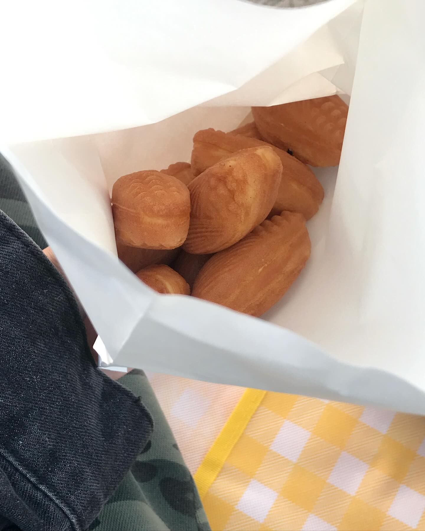 바닷가+타코야끼+캔맥 최고야😇