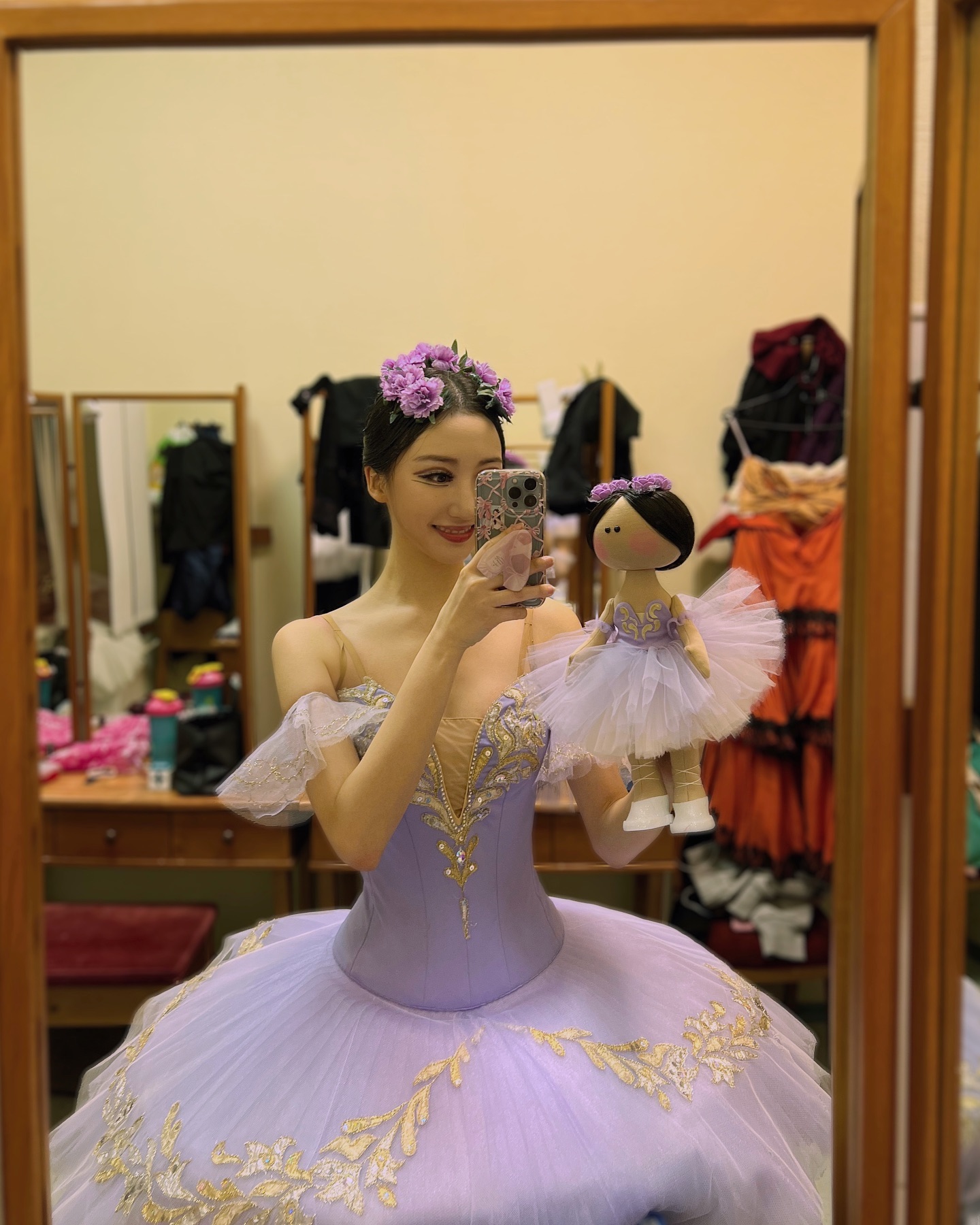 with mini Dabi🧸🩰

Спасибо за милую куклу!!!
с мини Даби💜

#ballerina #ballet #handmadedoll #balletdoll #balletlife 
#발레리나 #발레 #수제인형 #러시아 #생일 #인형 #튜튜 #무용과 #birthday #doll #балерина #балет #донкихот #сон #кукла #русскаябалерина #кореянка #корейская #деньрождения