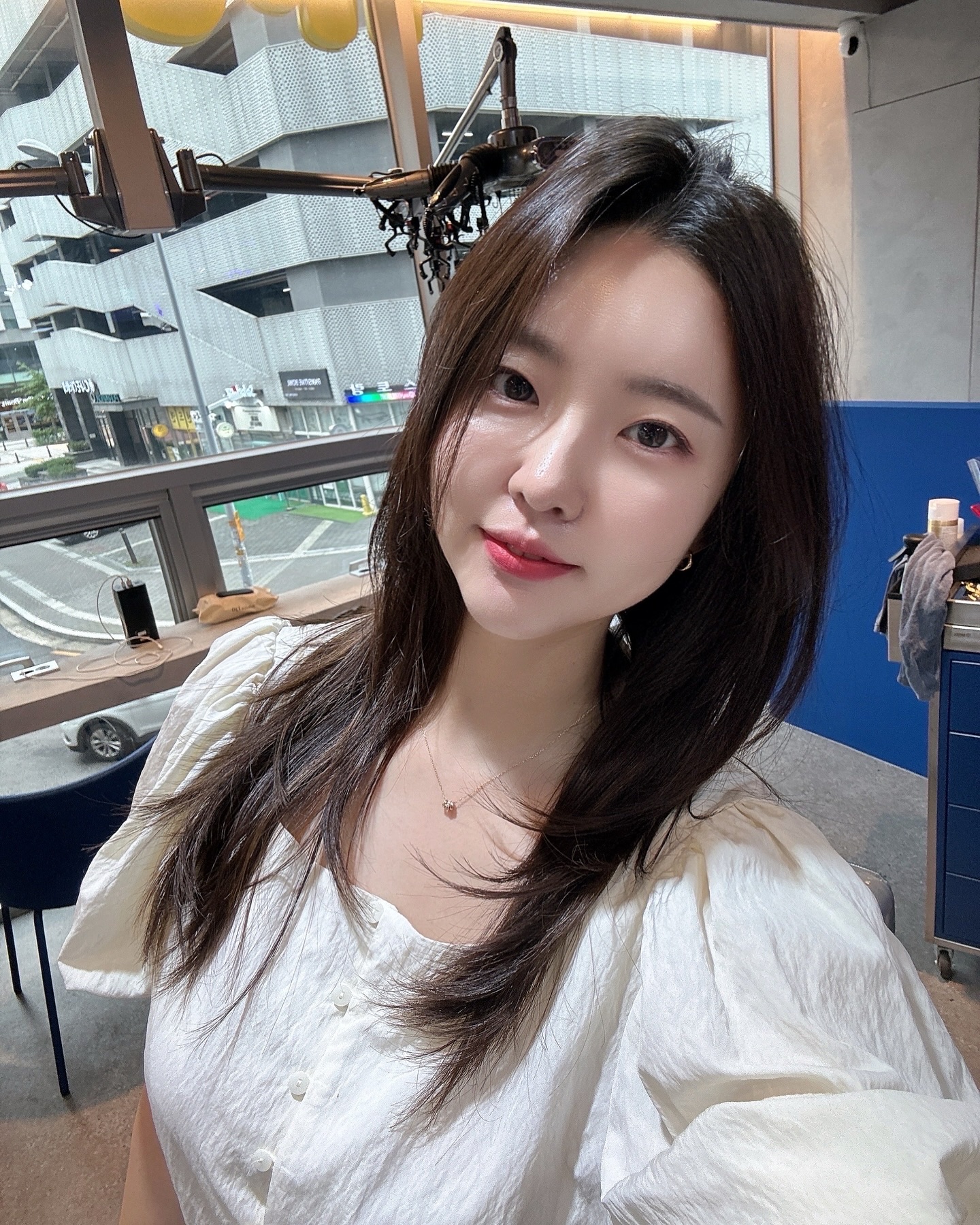 #💇🏻‍♀️ 

superjiho_  #바이지호 
#ootd #오늘아님 #selfie #selstagram #셀카 #셀스타그램 #📸
