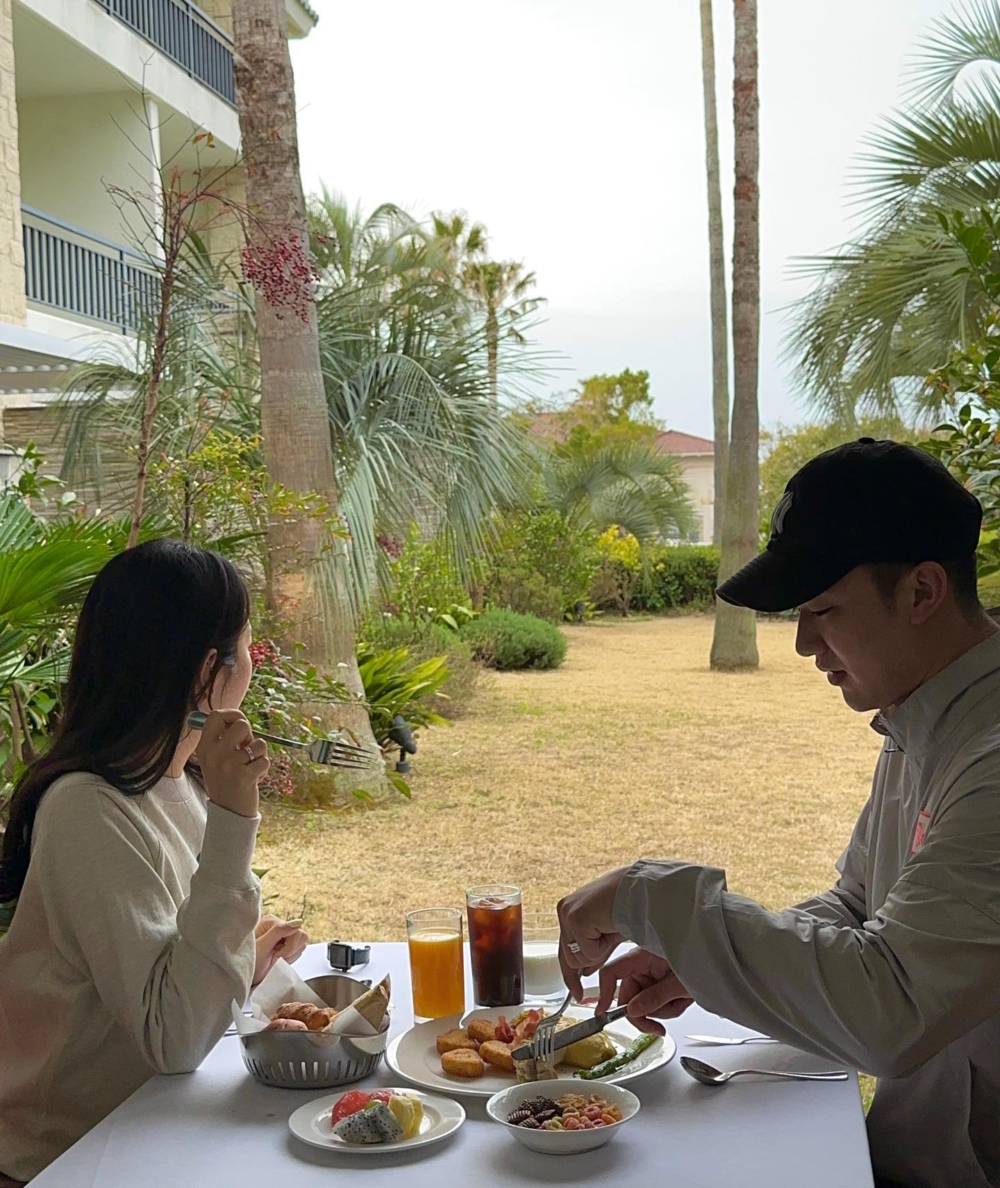둘 다 날씨요정은 아닌걸로🧡