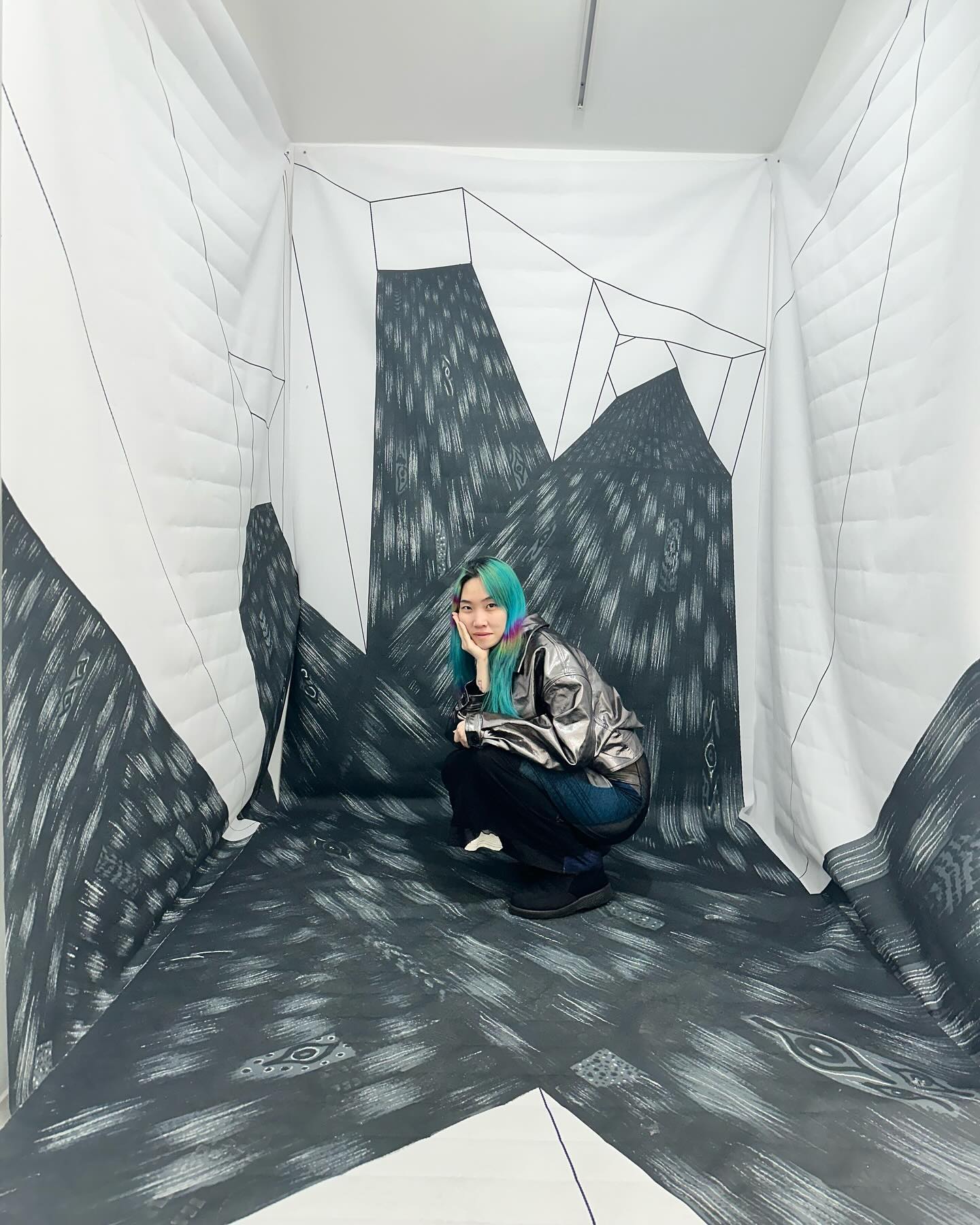 안녕하세요! 오랜만입니다. 
세번째 개인전을 합니다.
제목: “전시장 속 전시장”
시간 :4.9-4.27
장소 성미란로 17길 68(전시장 junsijang )
작품계정: artist._92 

#전시 #아트 #미술 #미술작품 #art #drawing #draw #artworks #artwork #art #드로잉 #전시회 #작가 #화가 #포토존 #그림 #작품